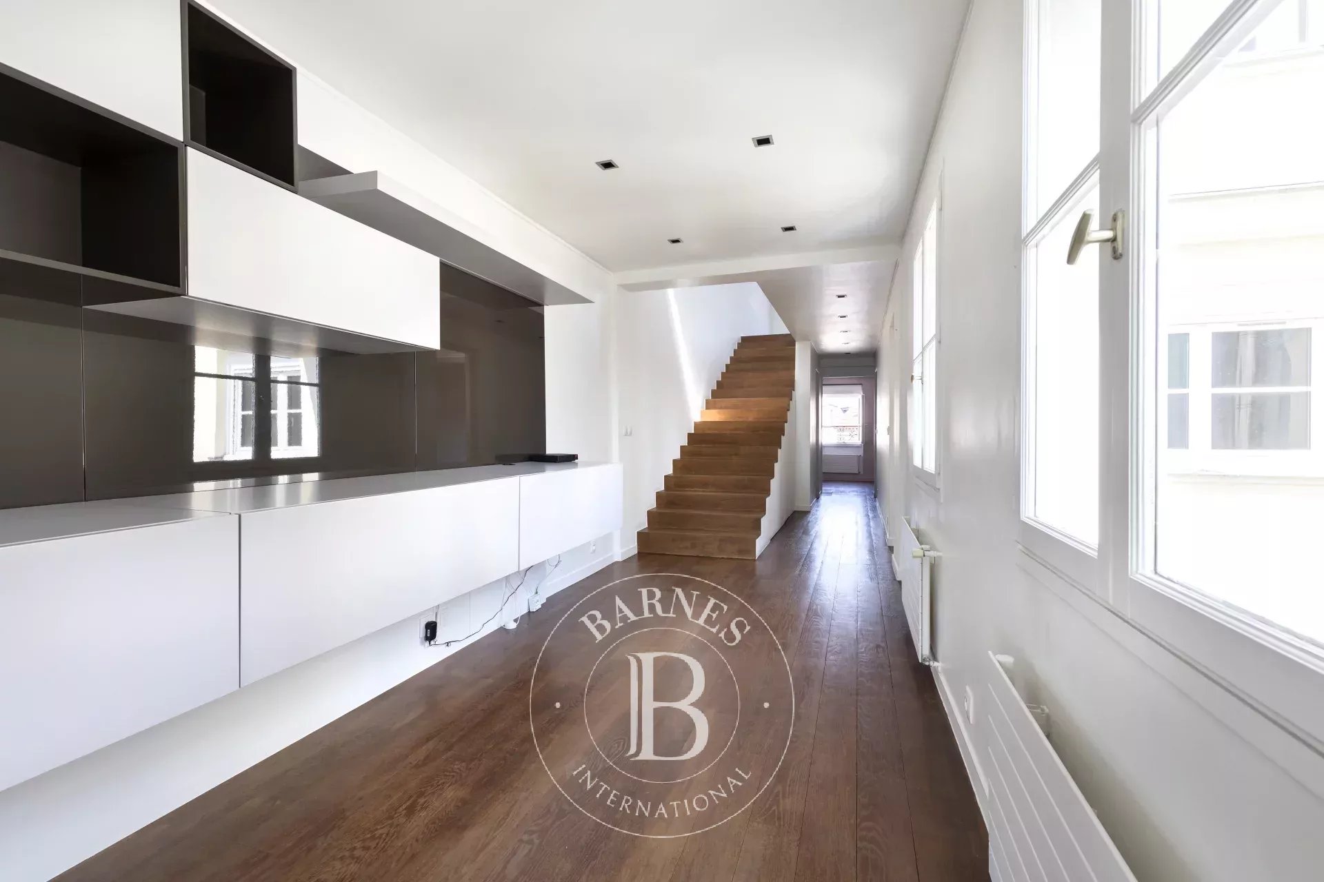 Daire Paris 3ème - picture 8