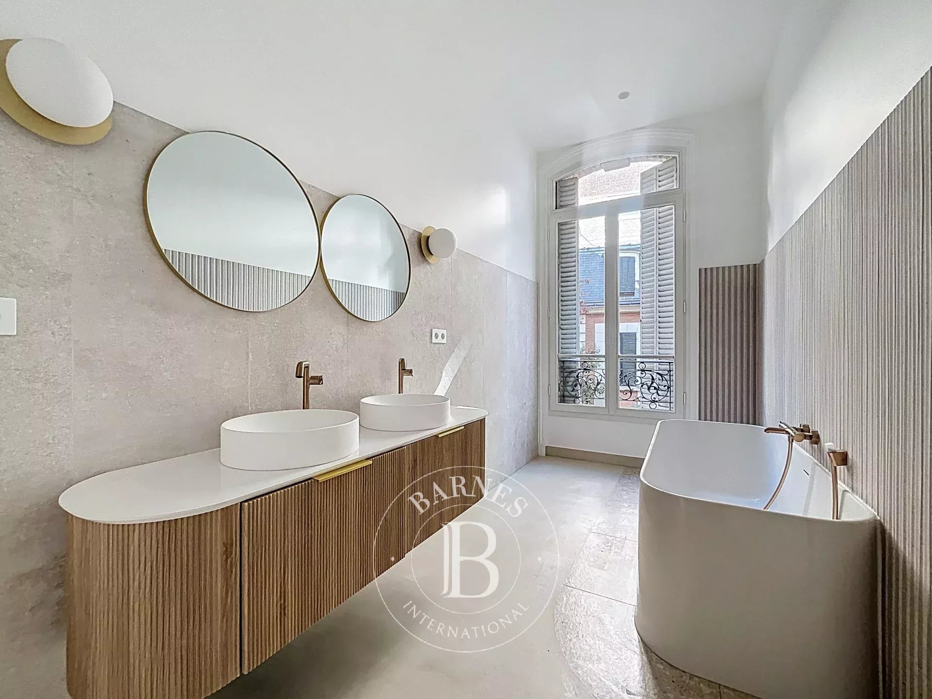 Paris  - Apartment 5 Bedrooms - picture 19