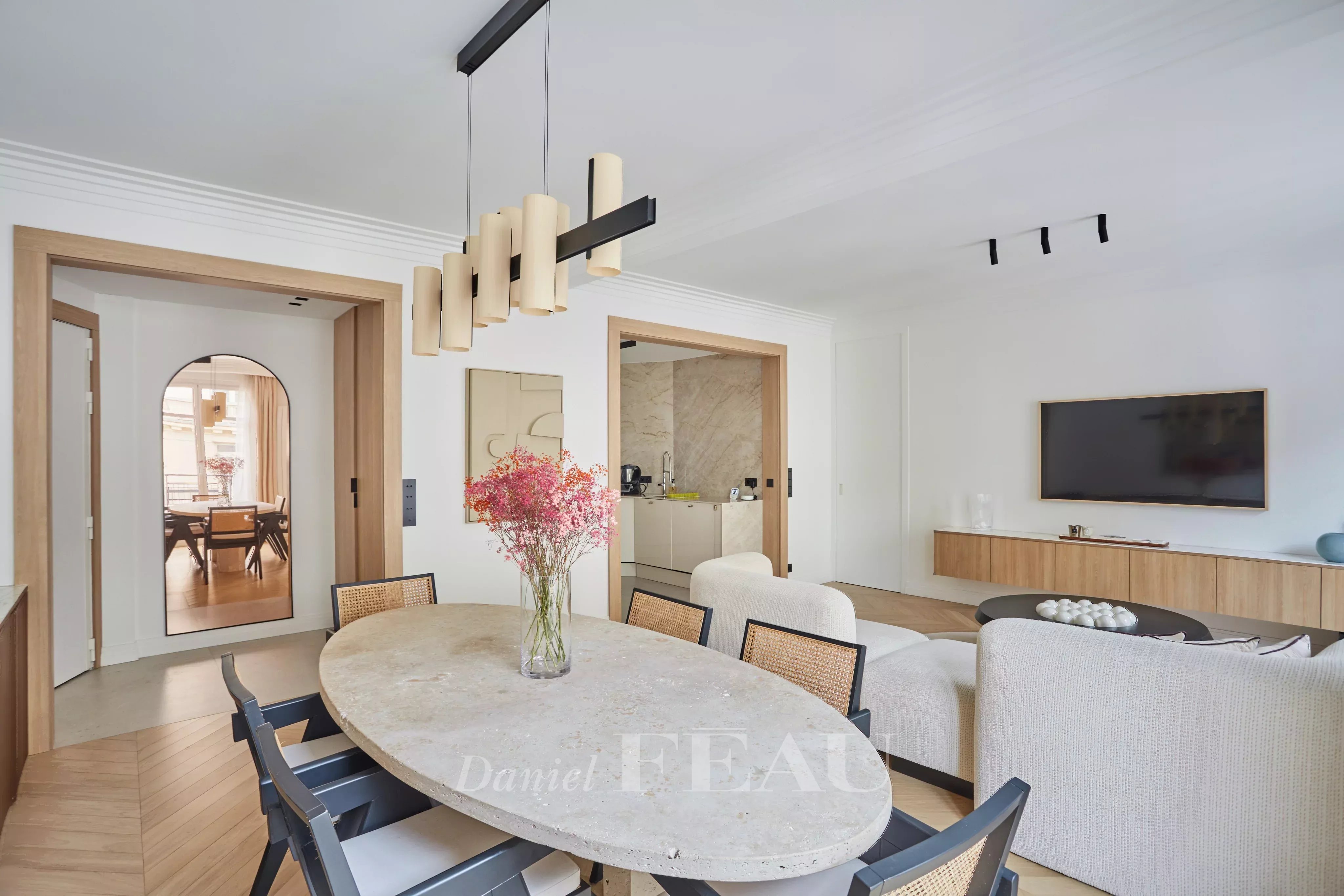Sale Apartment Paris 16th