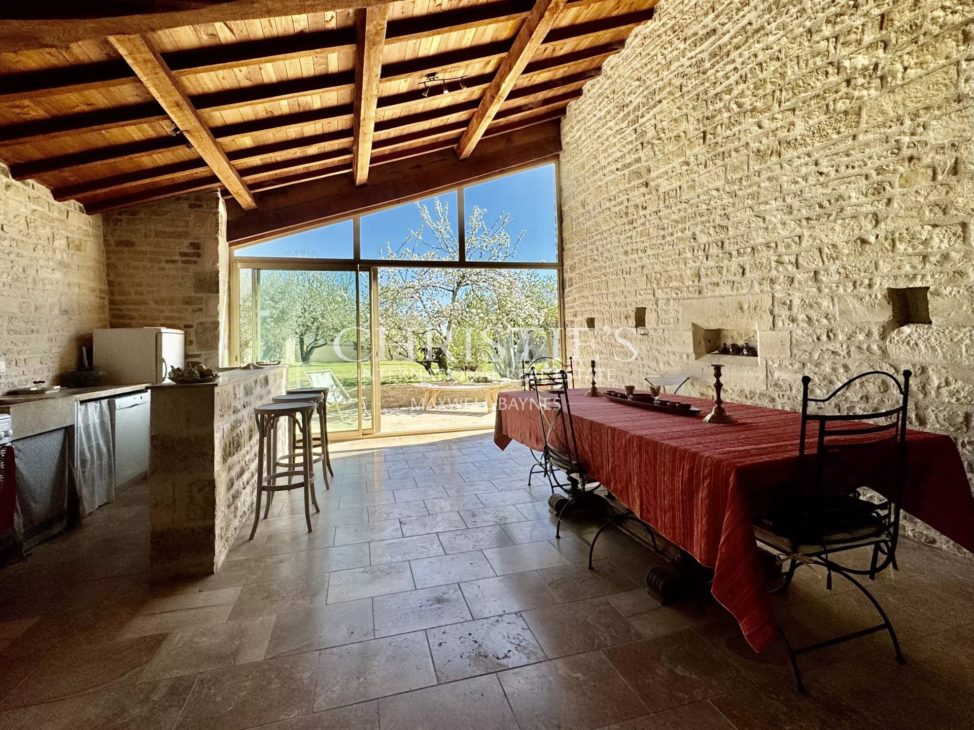7 Bedroom Villa/Townhouse's Image 36