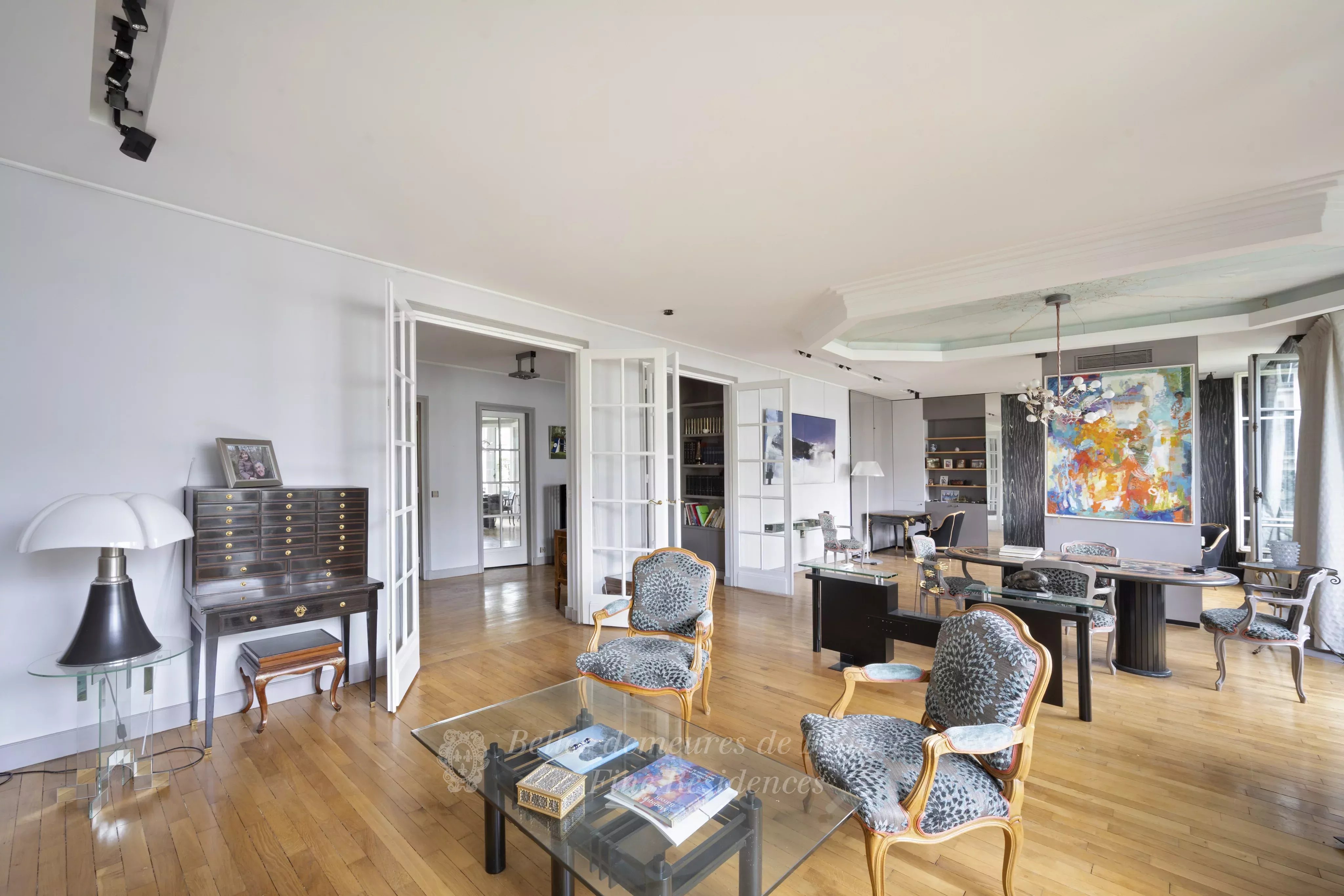 Sale Apartment Paris 7th