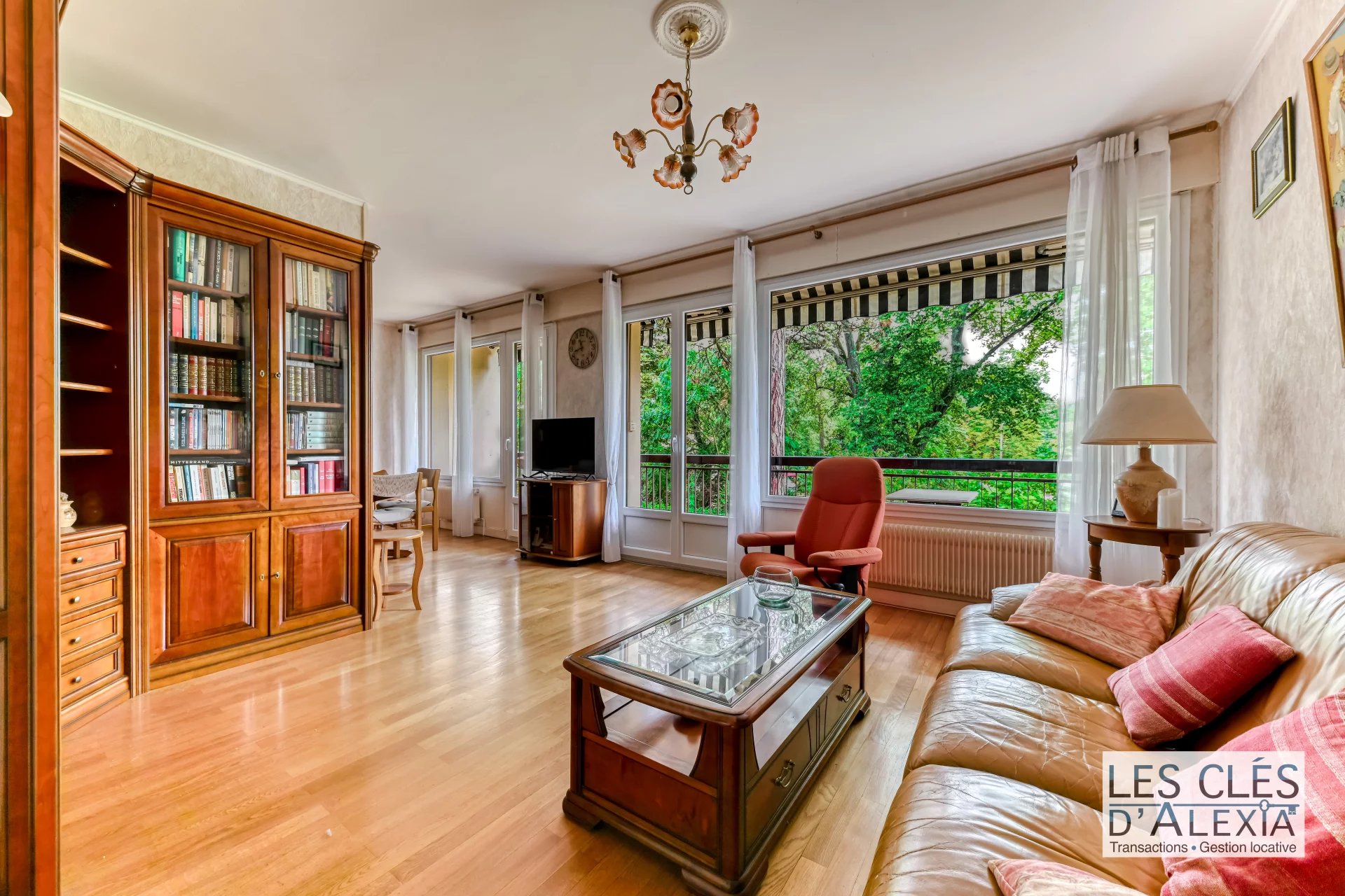 Agence immobilière de 