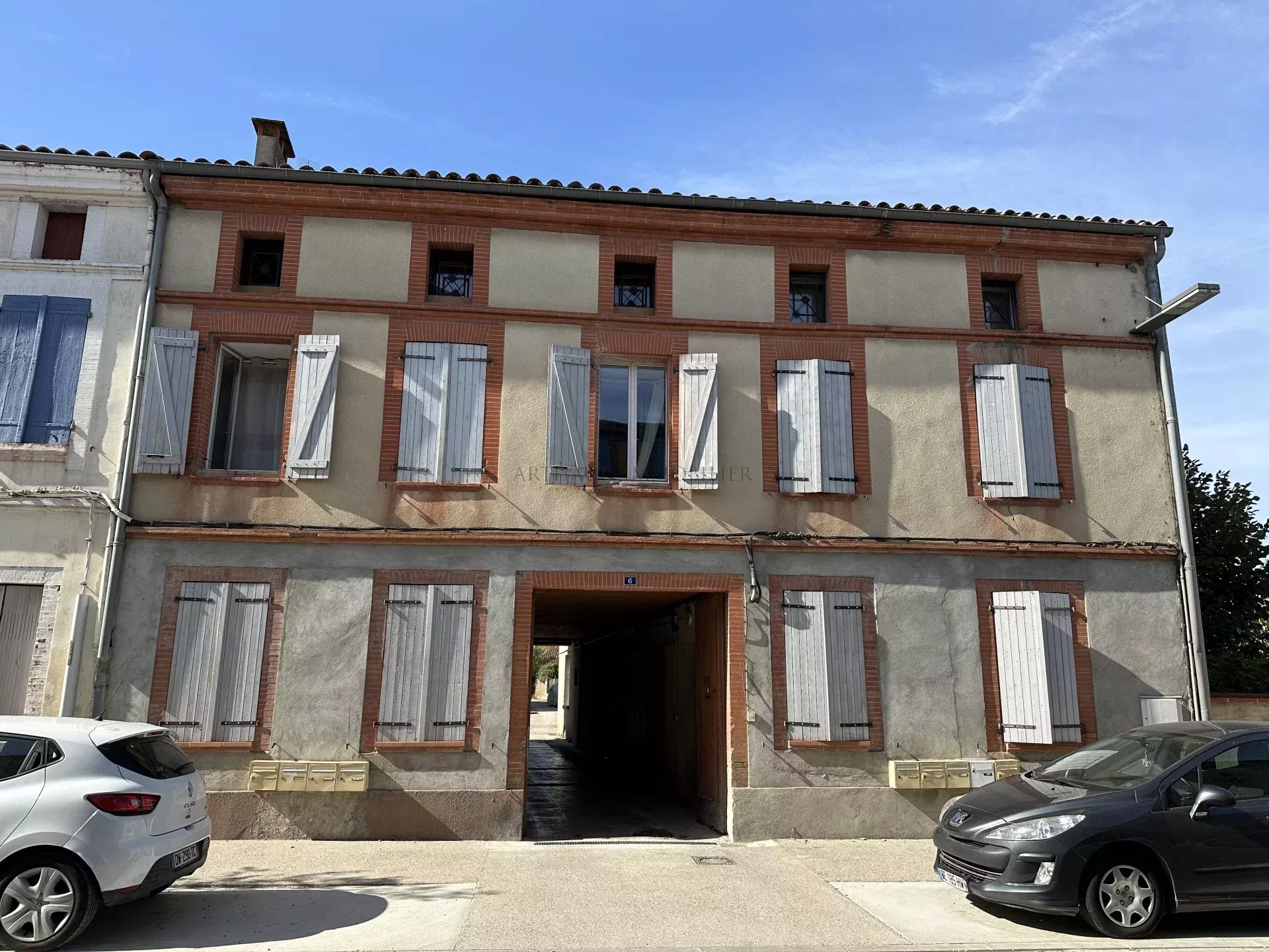 Agence immobilière de 