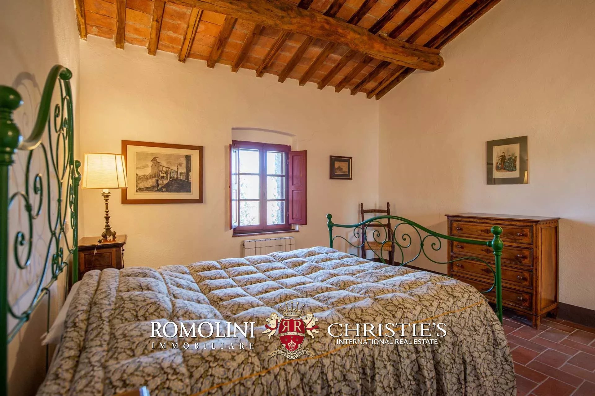 5 Bedroom Villa/Townhouse's Image 34