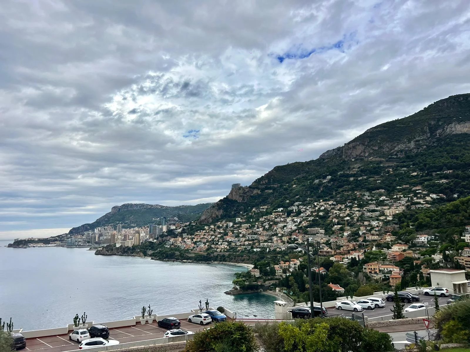 3-room apartment with panoramic sea view