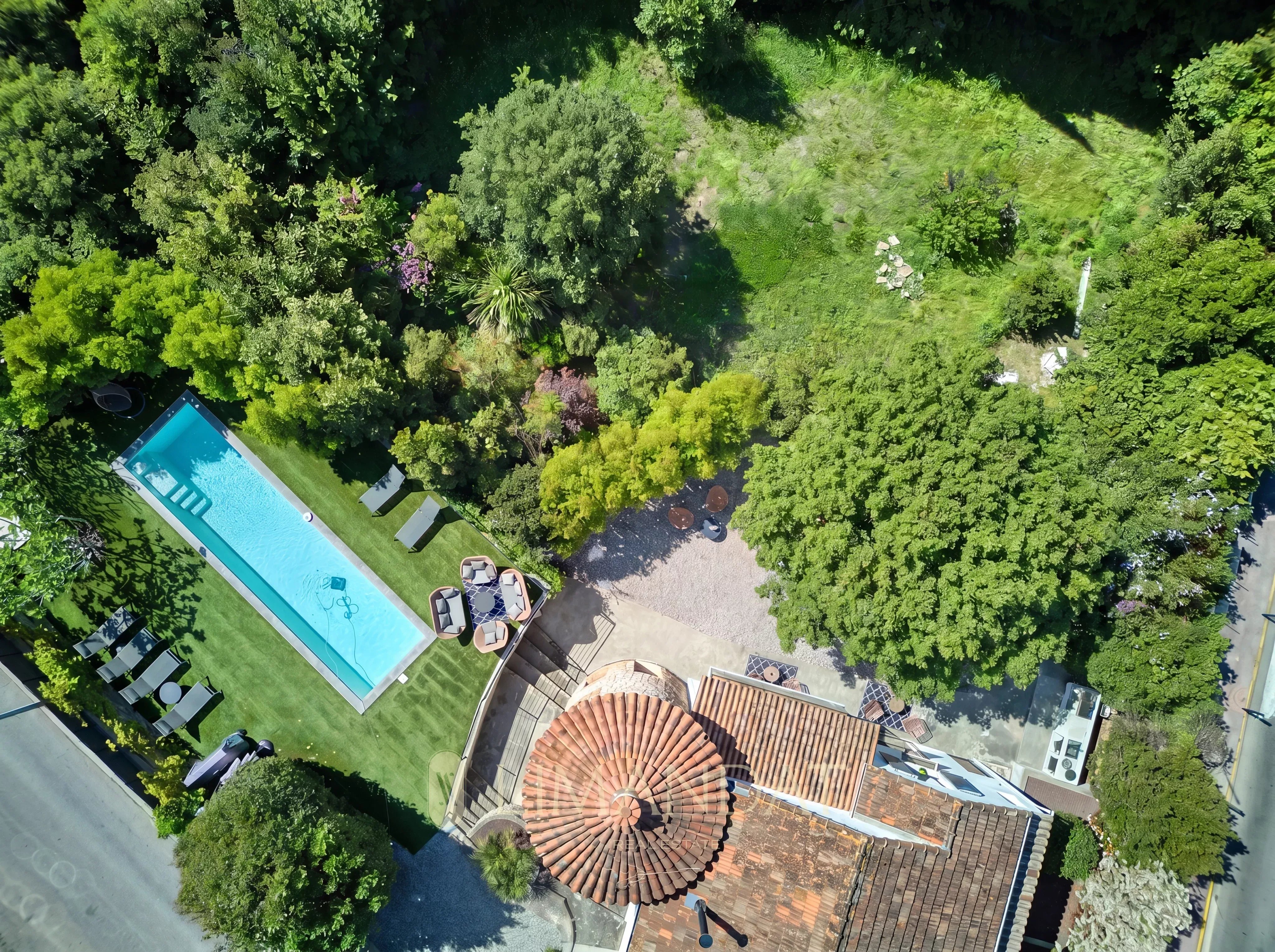 CANNES - VILLA + TERRAIN CONSTRUCTIBLE - OPPORTUNITÉ À FORT POTENTIEL