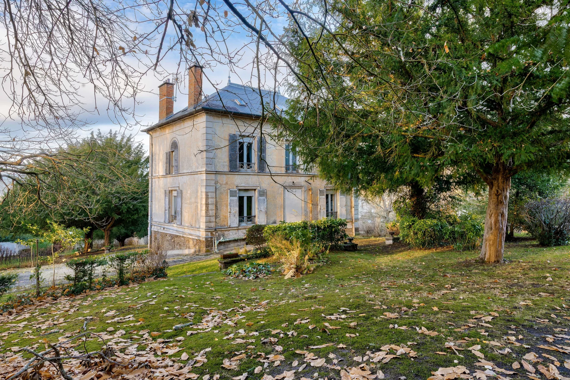 La Celle-Saint-Cloud - LE BOURG