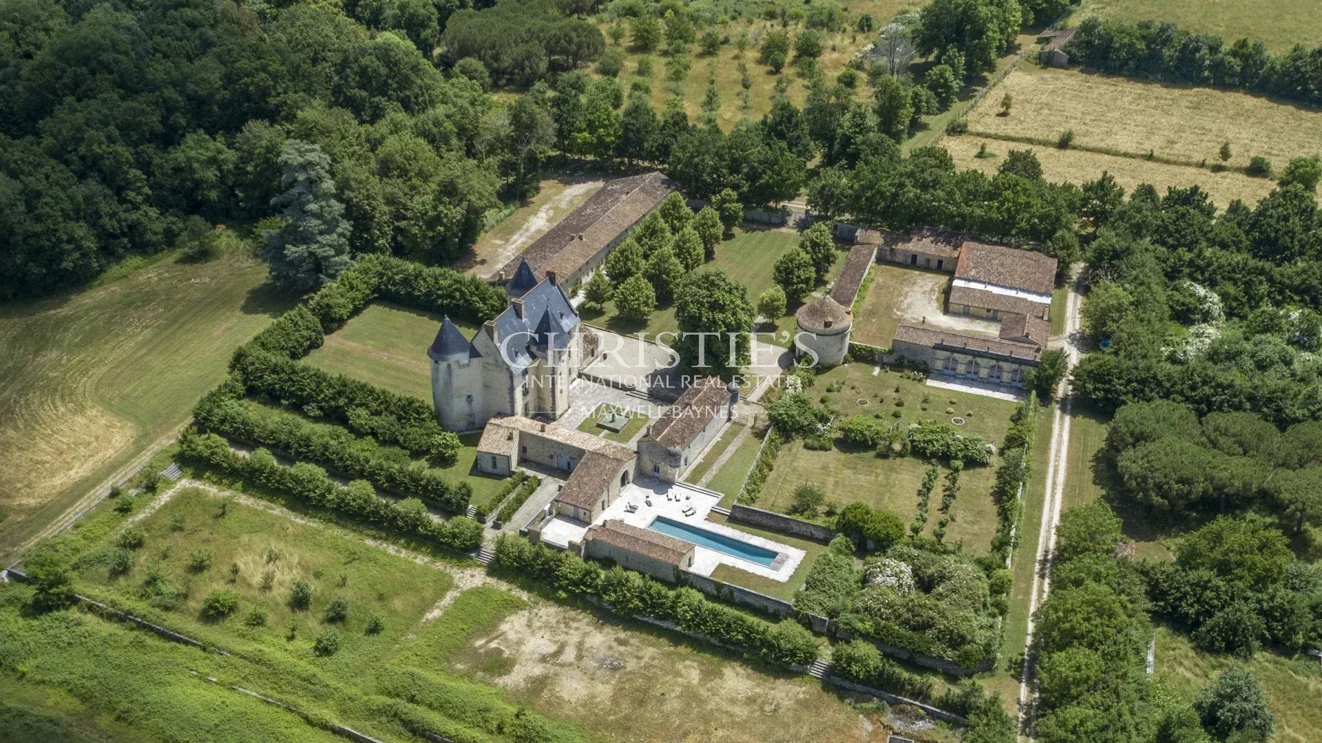 Saintes