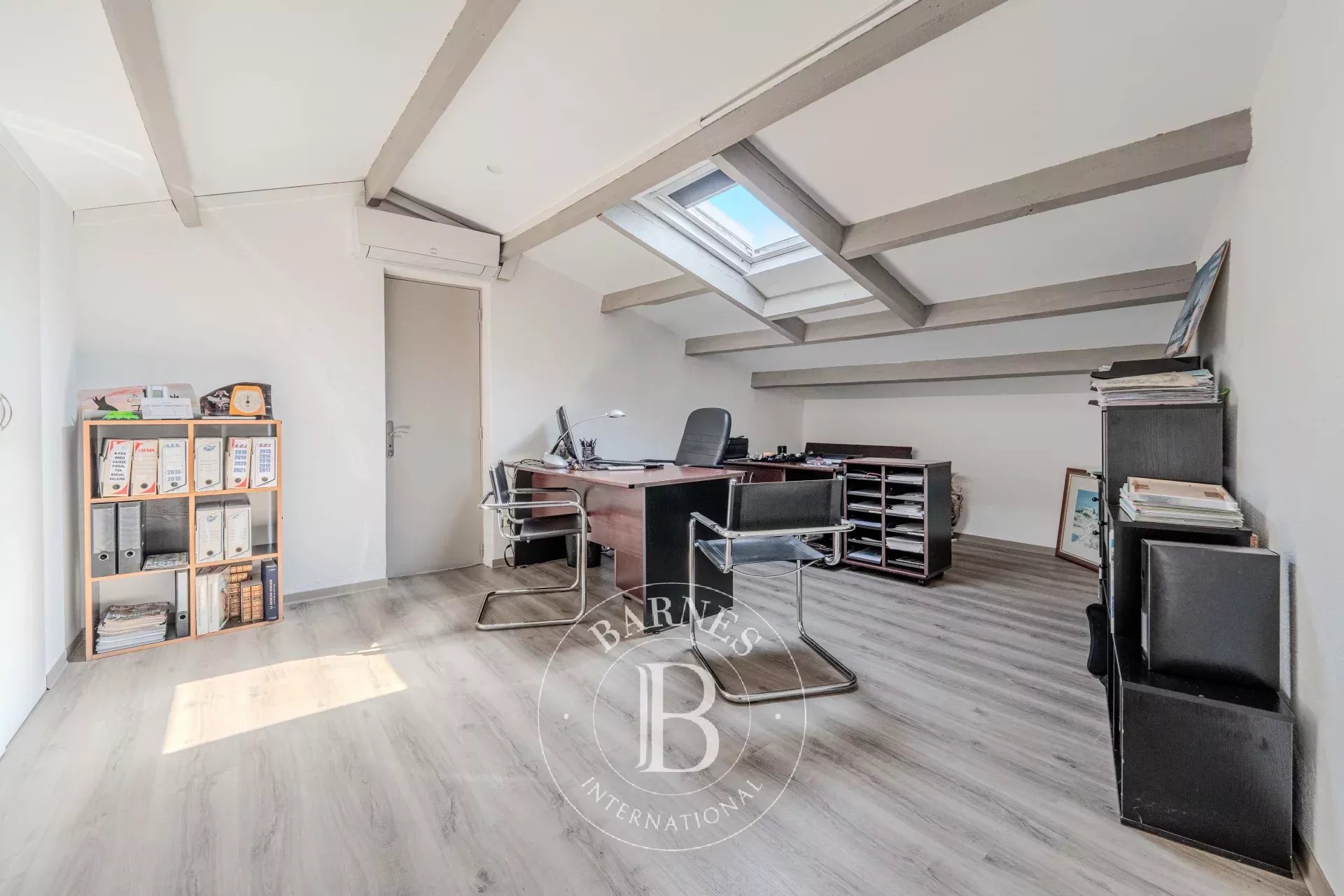 Ev Venelles - picture 26