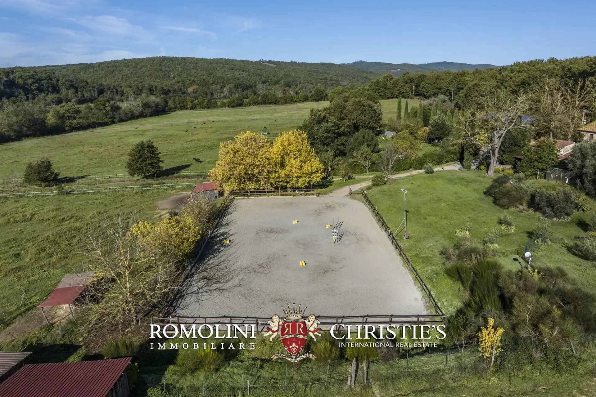 9 Bedroom Horse Property's Image 8