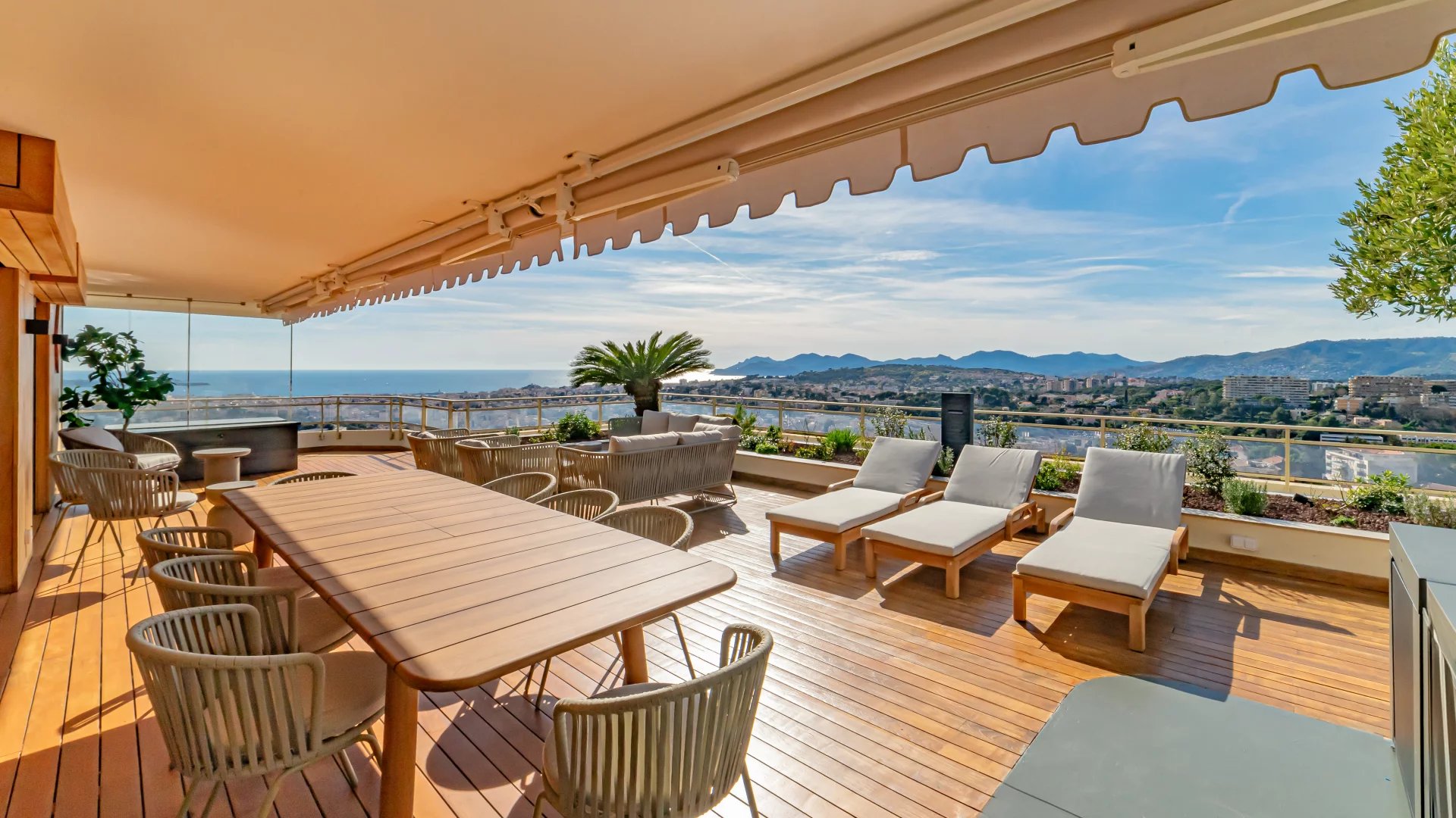 Le Cannet - Exceptional 5-bedroom penthouse with panoramic view