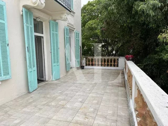 INVESTMENT BUILDING - ANTIBES CENTER