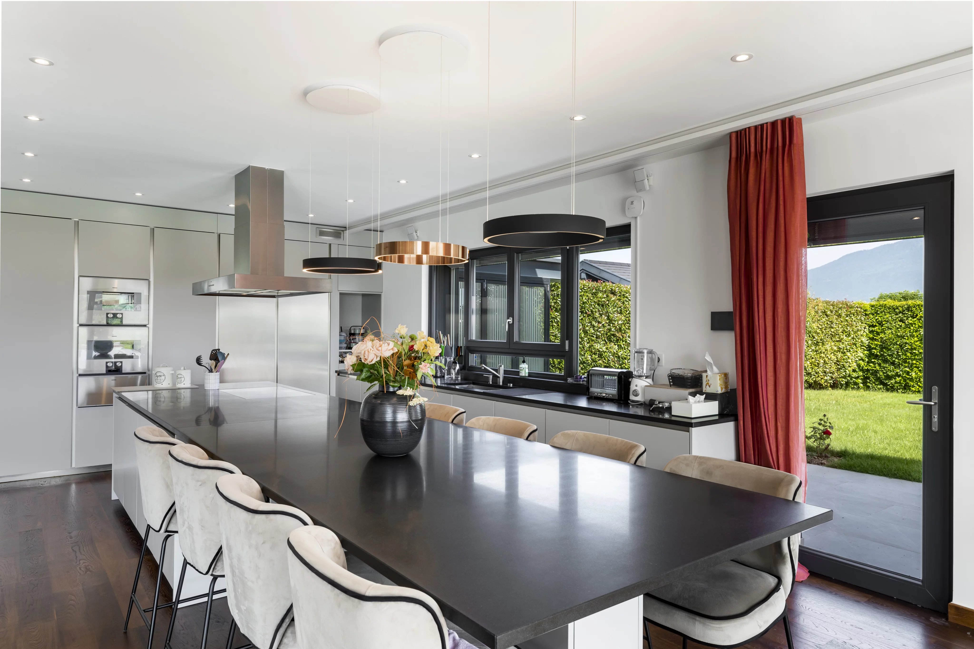 Elegance, comfort and an exceptional location in Veigy-Foncenex