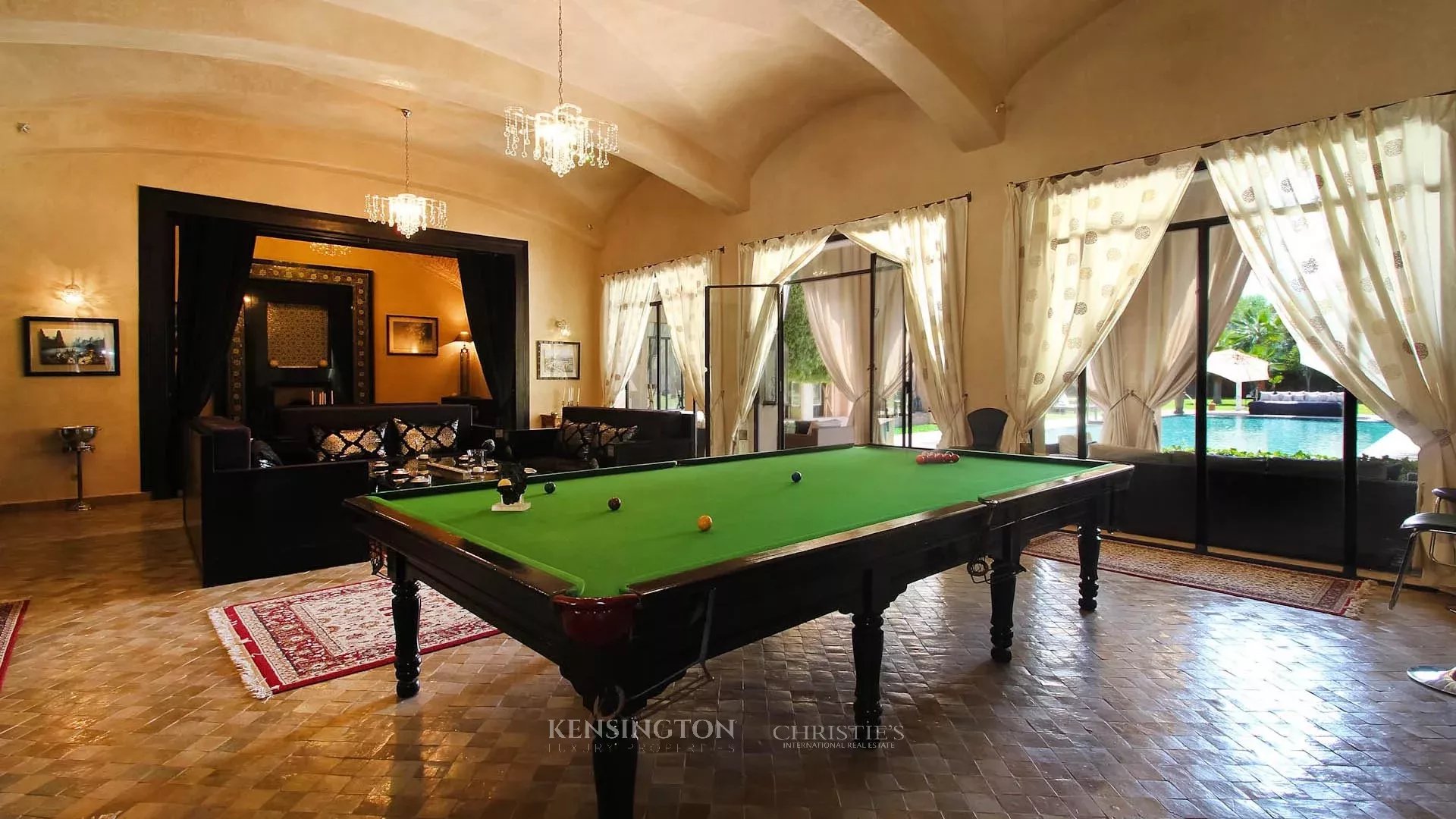 6 Bedroom Villa/Townhouse's Image 19