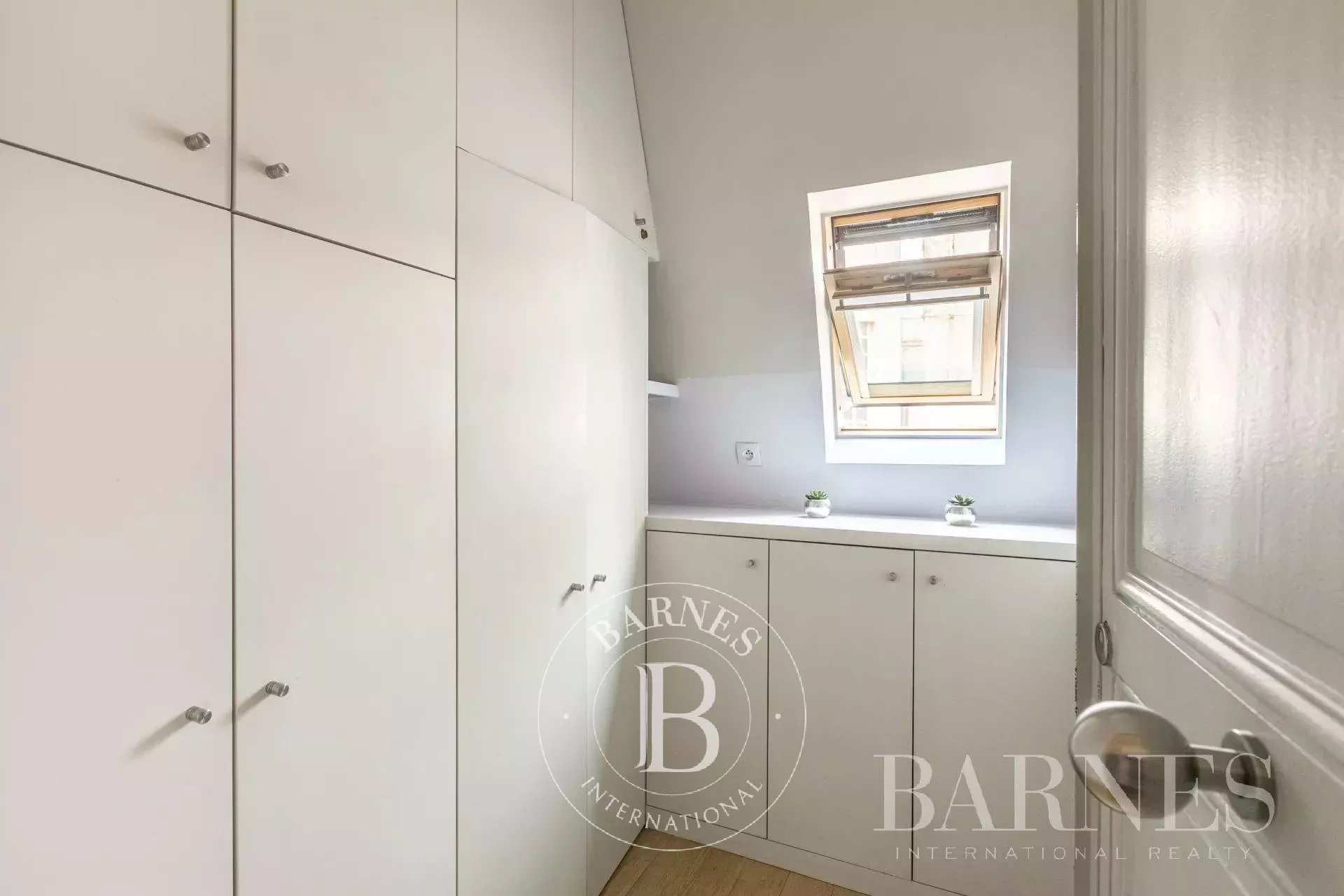 Daire Paris 8ème - picture 11