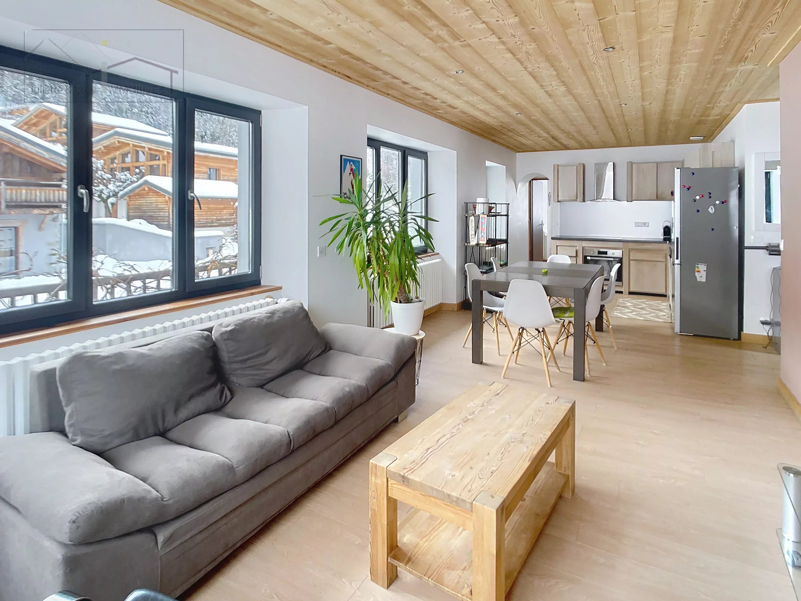 Photo of Spacious apartment in the Chavants area