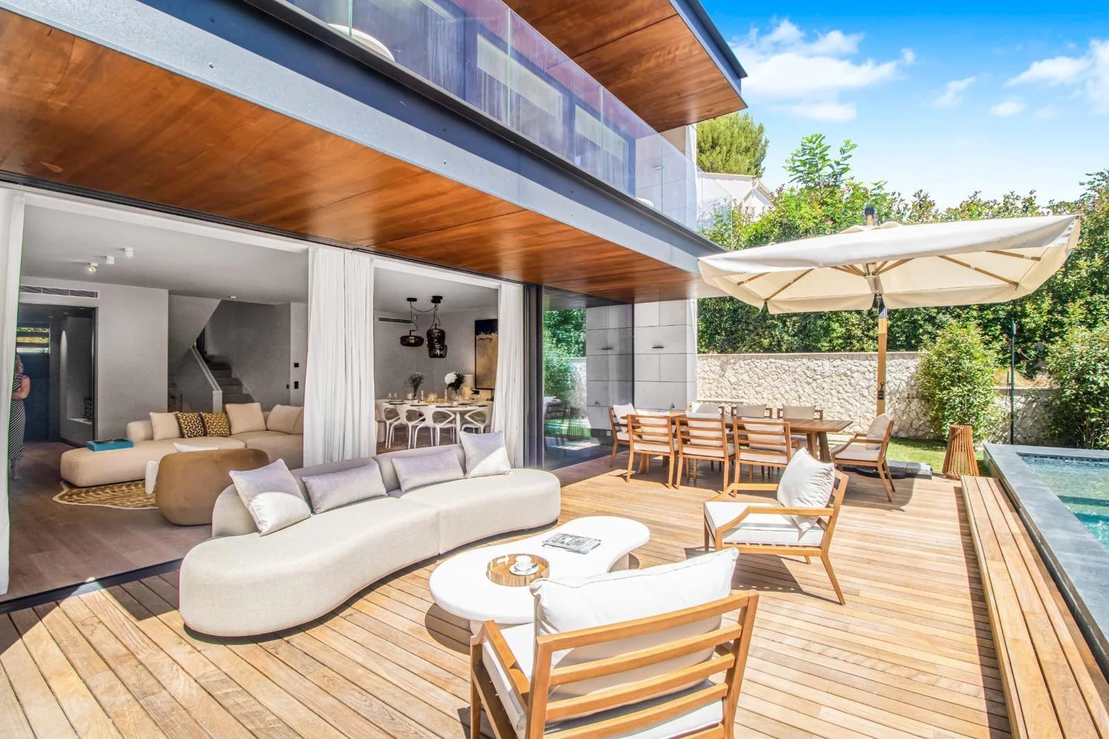 Villa à l'élégance contemporaine au cœur de Saint-Jean-Cap-Ferrat