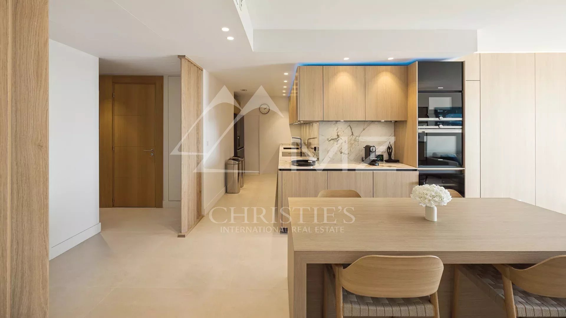 3 Bedroom Apartment/Flat's Image 15