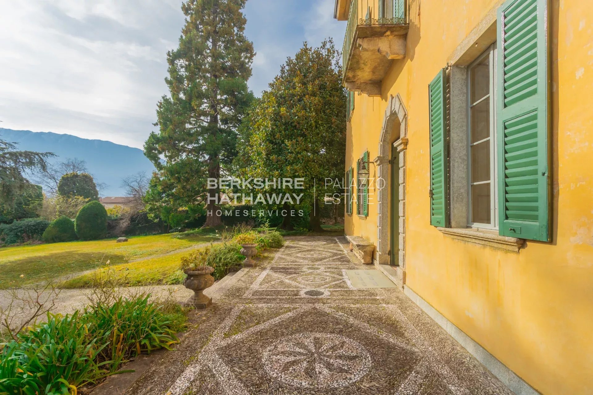Villa in Tremezzina - Image 2