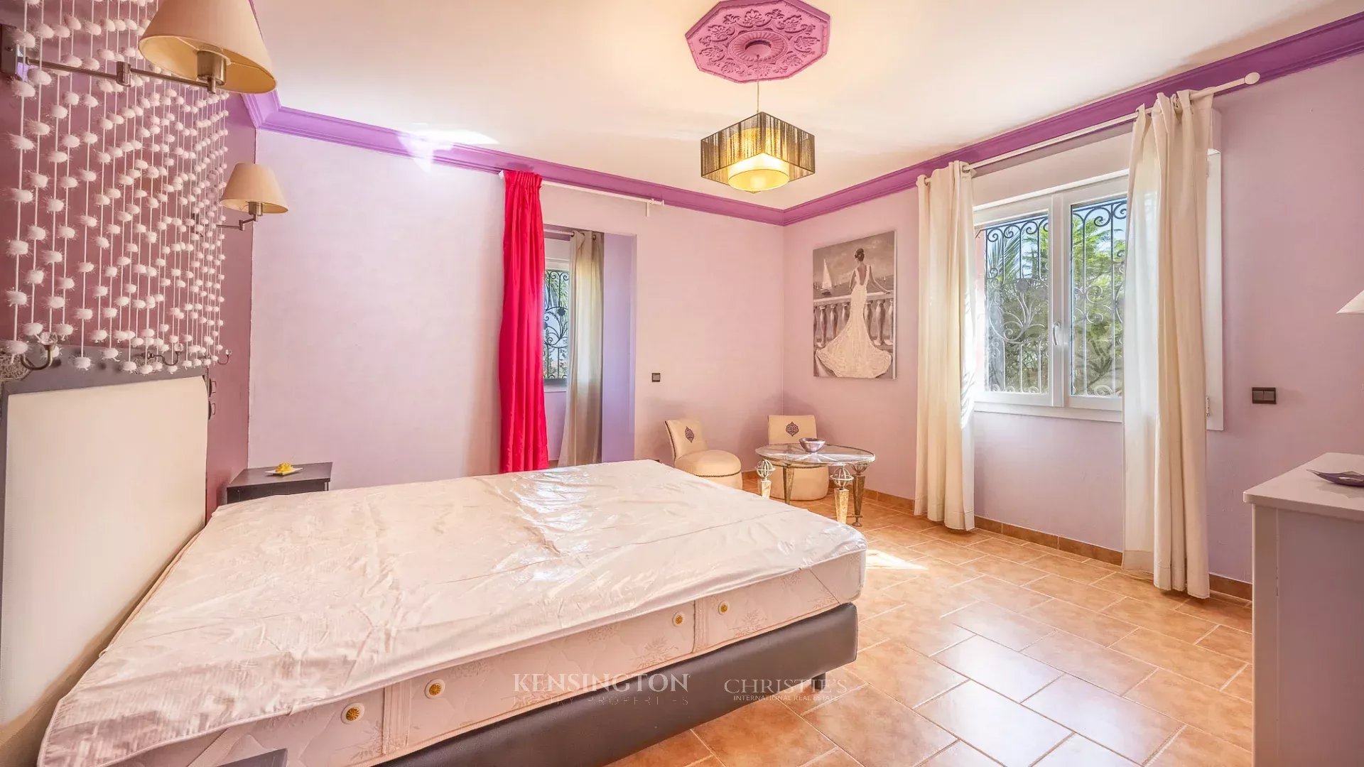6 Bedroom Villa/Townhouse's Image 13