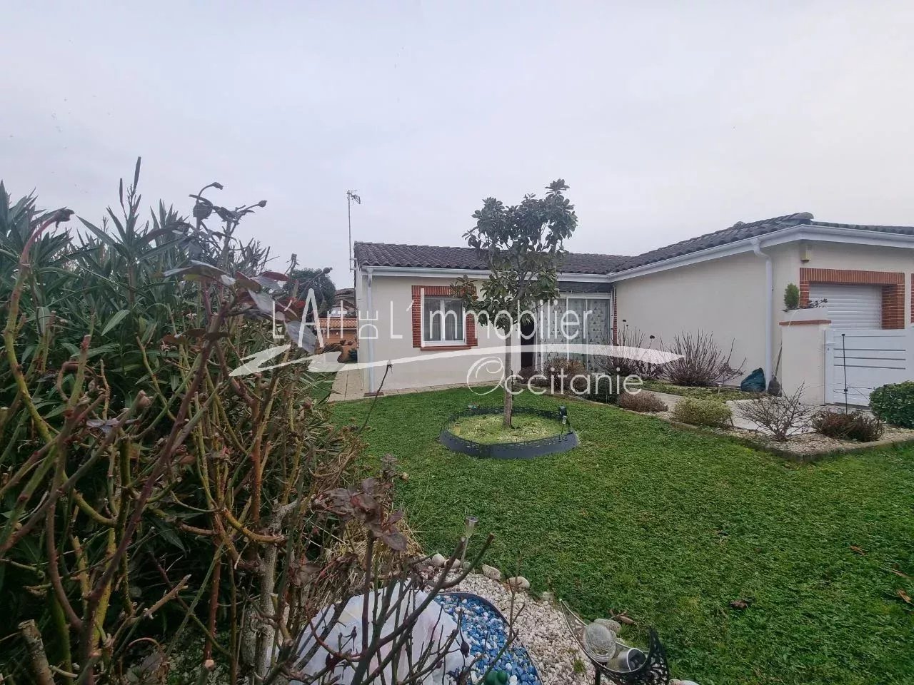 Agence immobilière de 