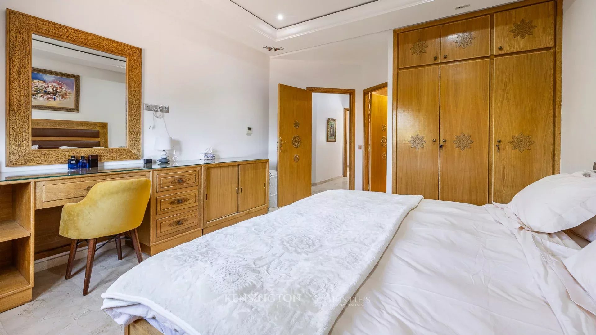 7 Bedroom Villa/Townhouse's Image 19