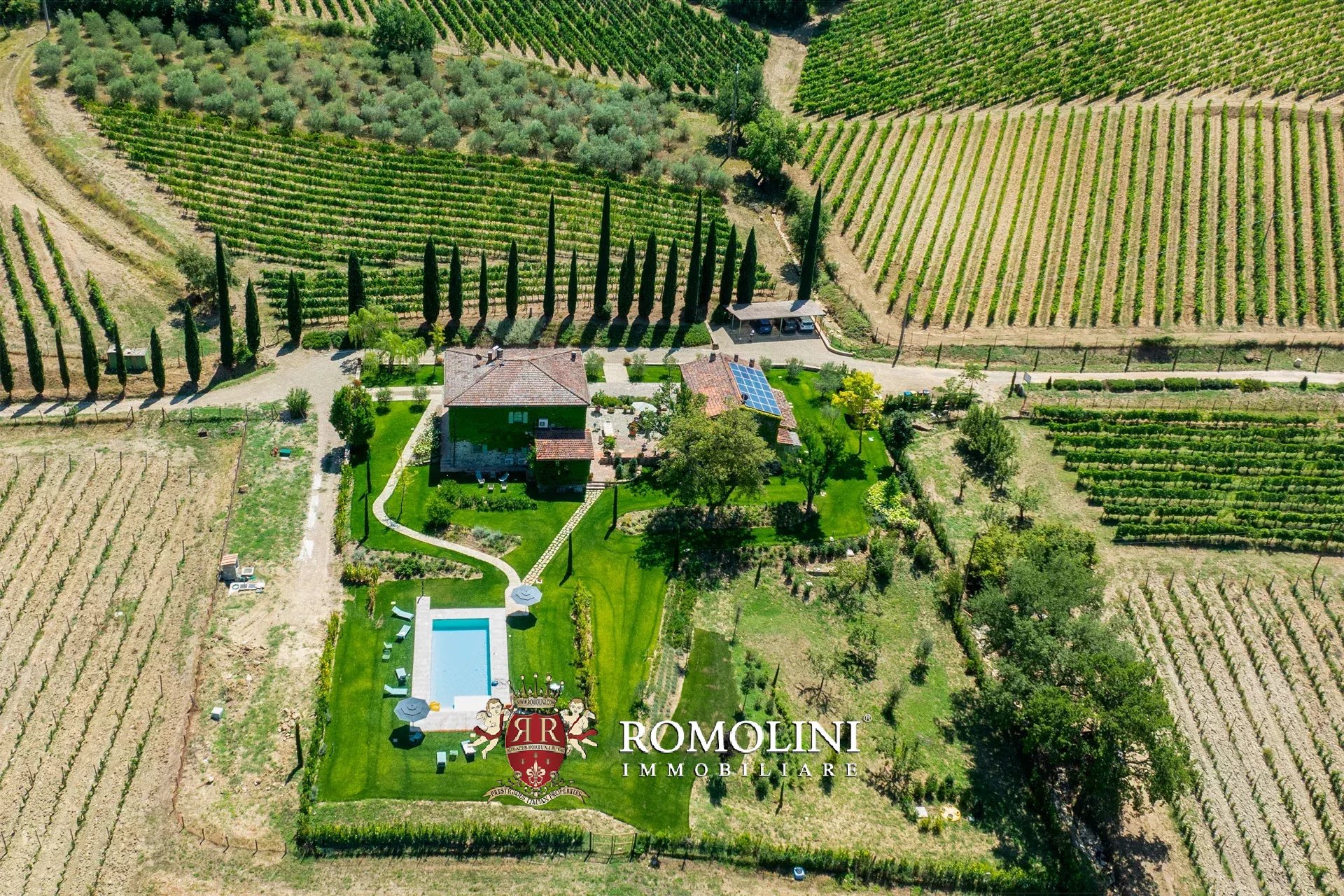 7 Bedroom Vineyard's Image 4