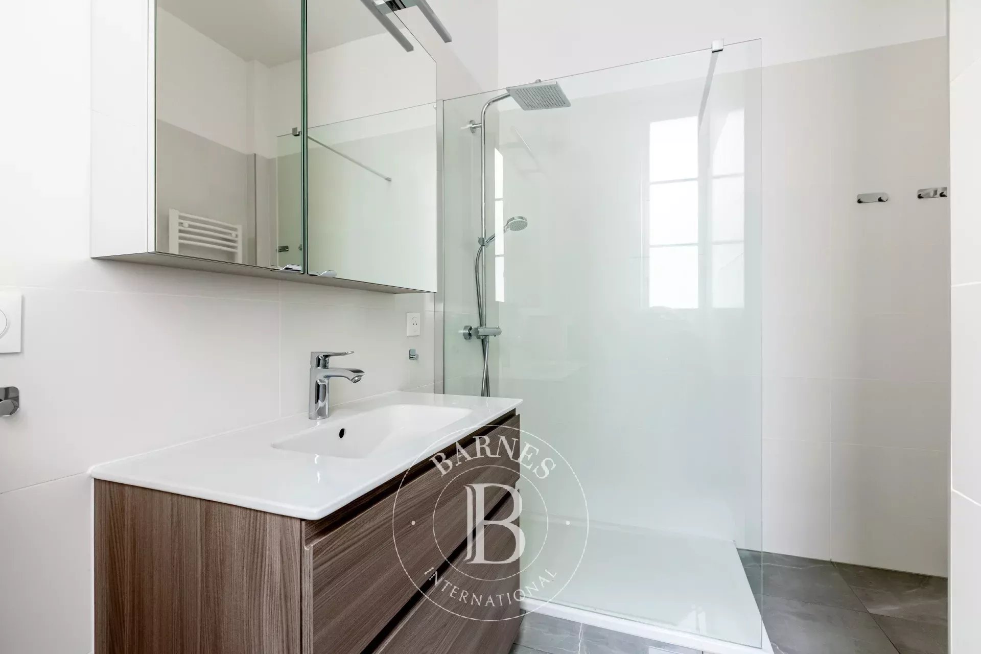 Daire Paris 16ème - picture 14