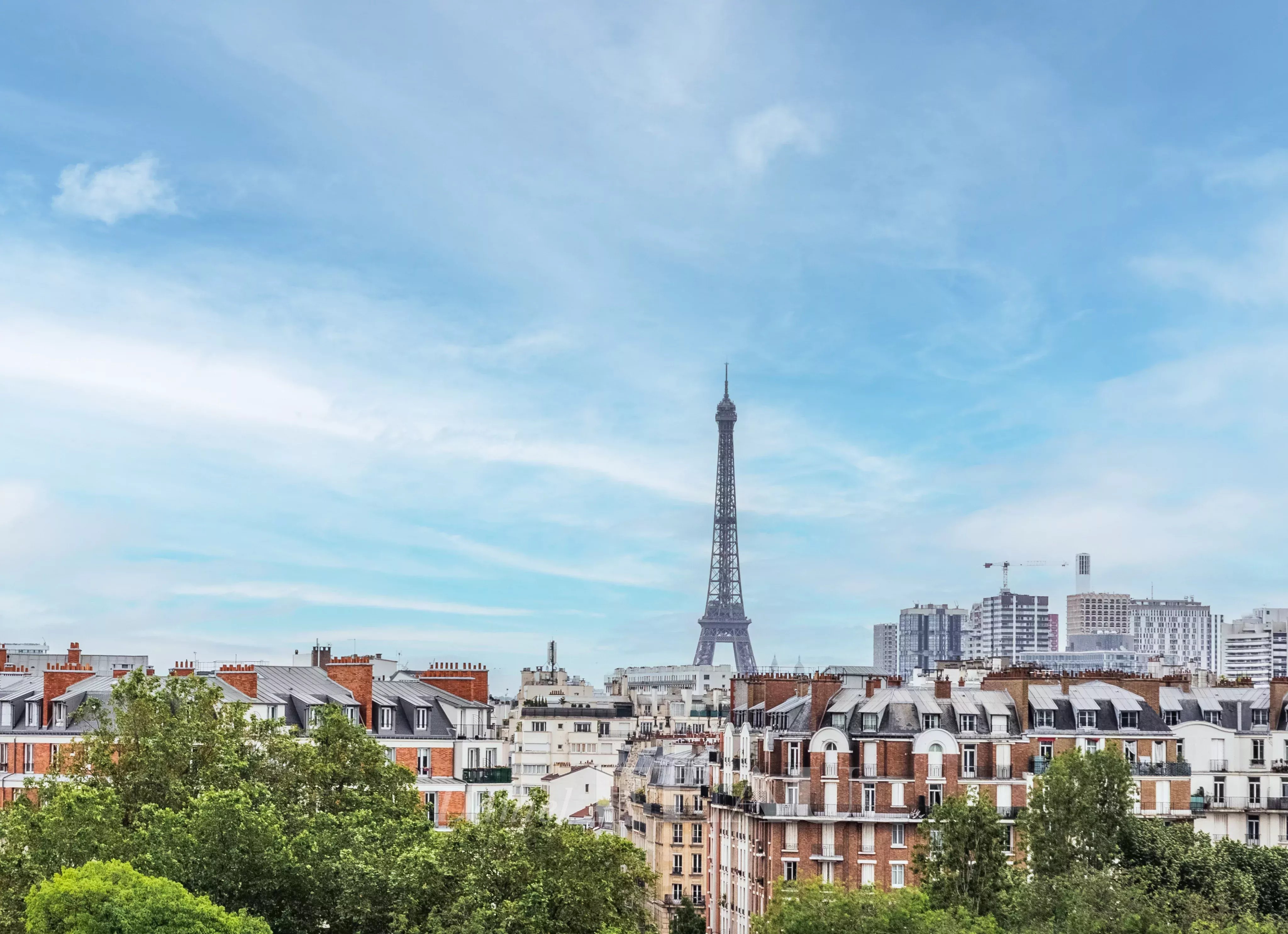 Porte de Saint-Cloud - Appartement familial avec vues dégagées.