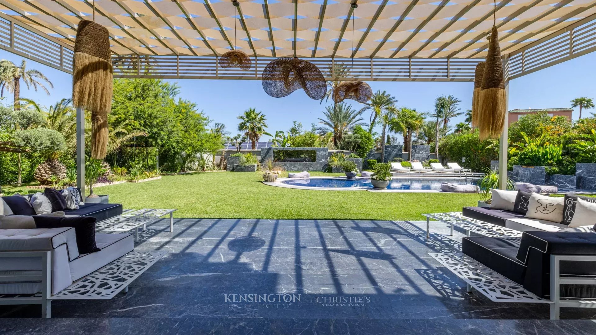 4 Bedroom Villa/Townhouse's Image 9