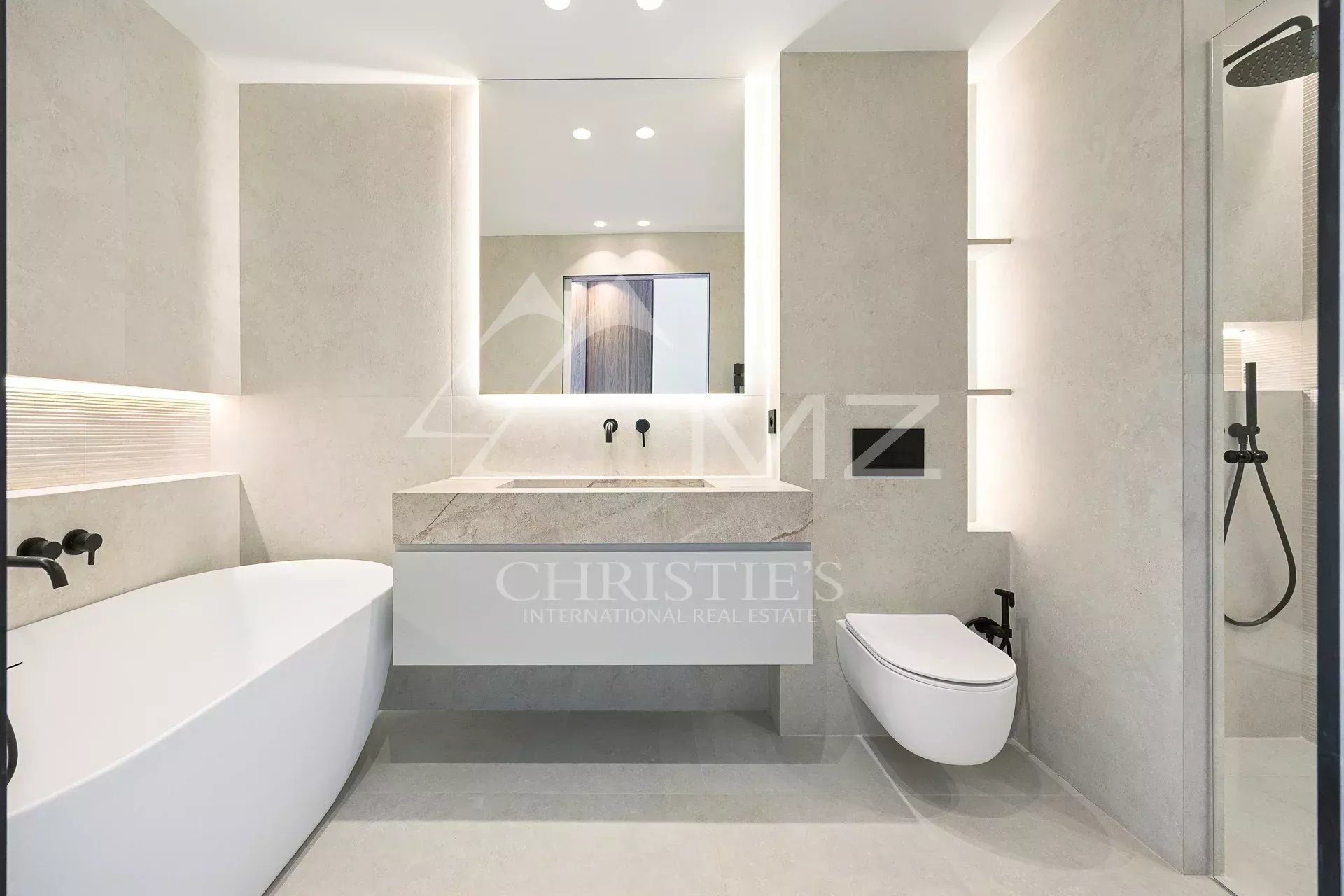 2 Bedroom Apartment/Flat's Image 9