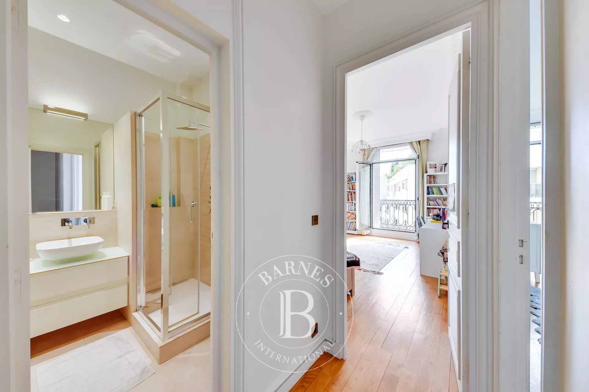 Paris  - Apartment 5 Bedrooms - picture 16