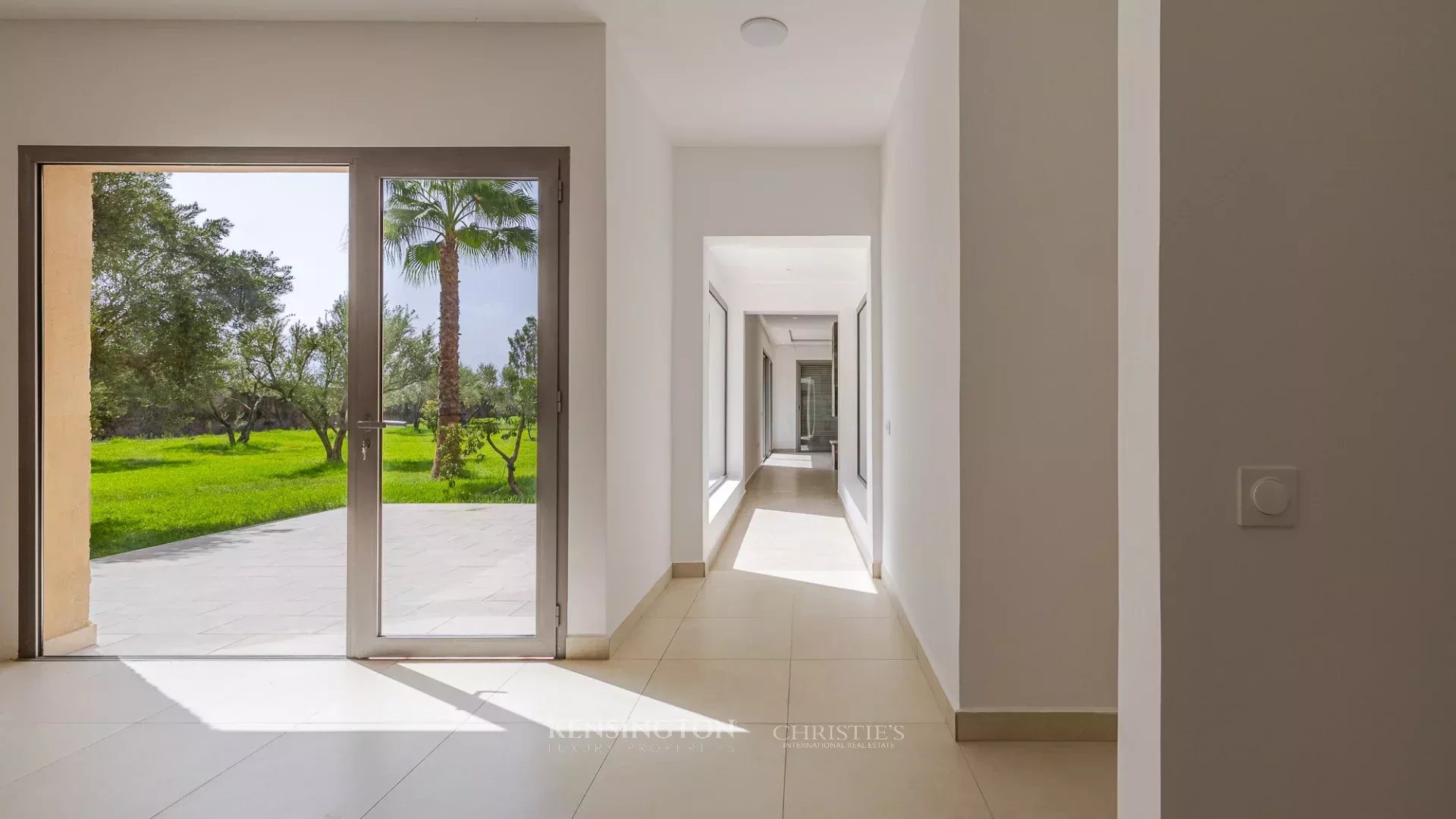 5 Bedroom Villa/Townhouse's Image 9