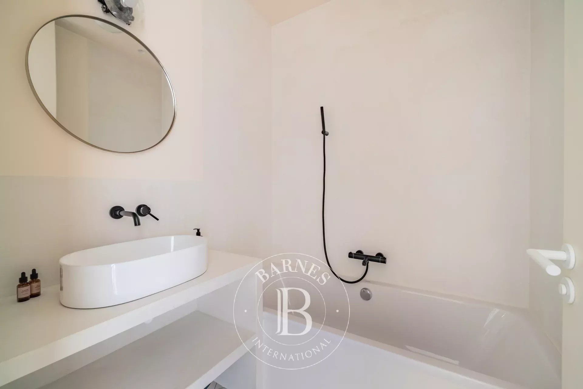 Daire Paris 11ème - picture 18