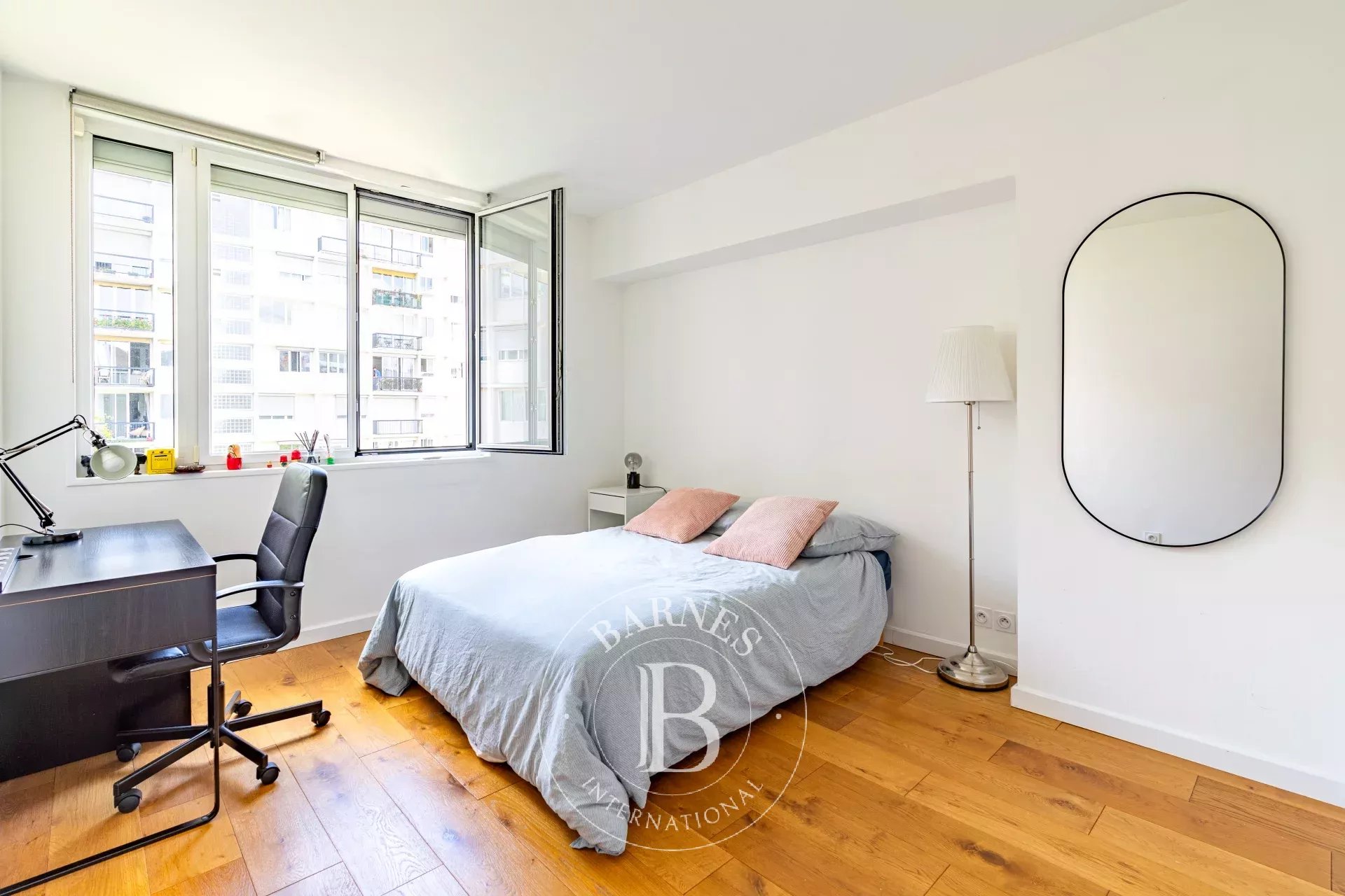 Daire Paris 17ème - picture 12