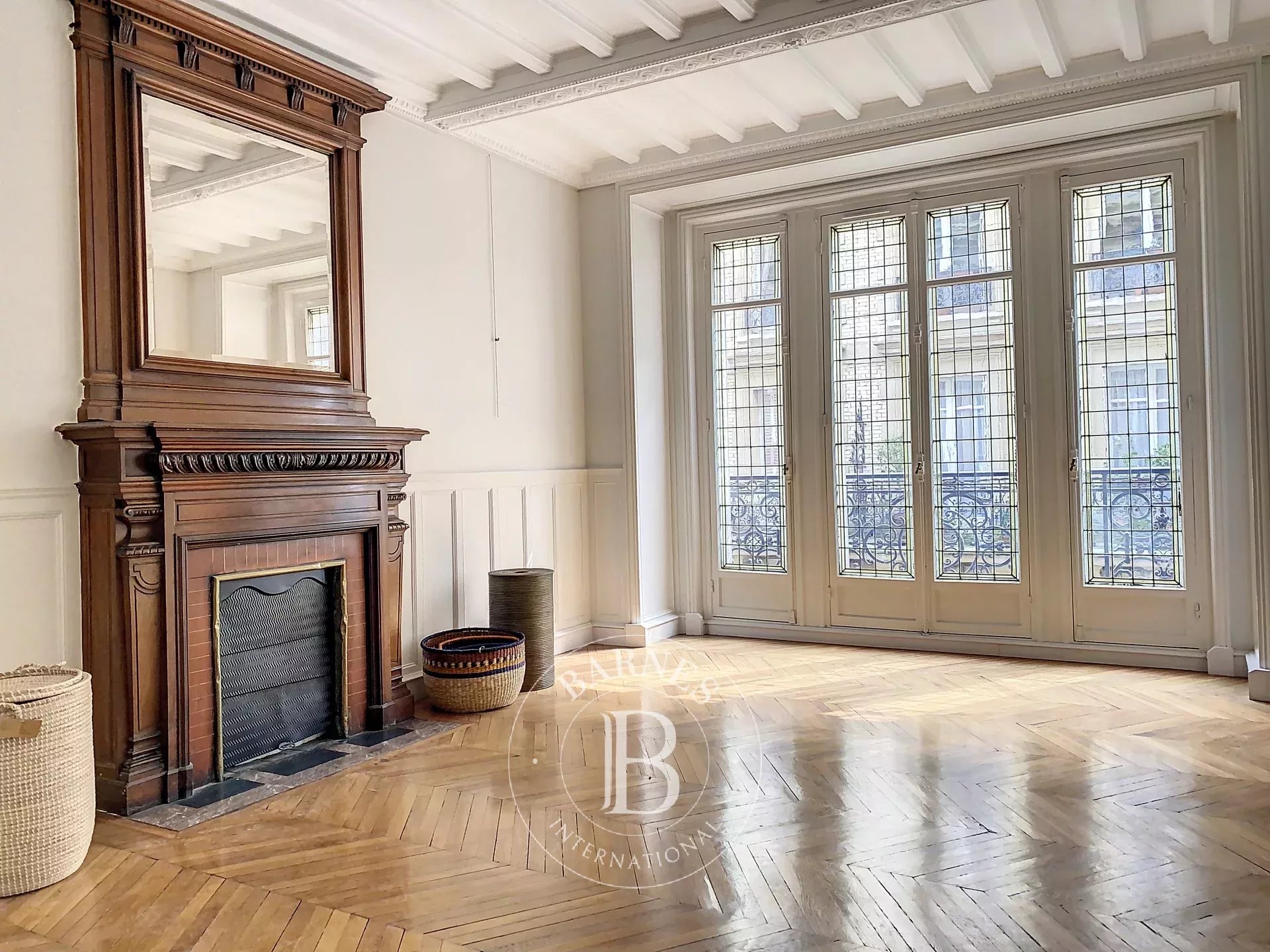 Daire Paris 9ème - picture 4