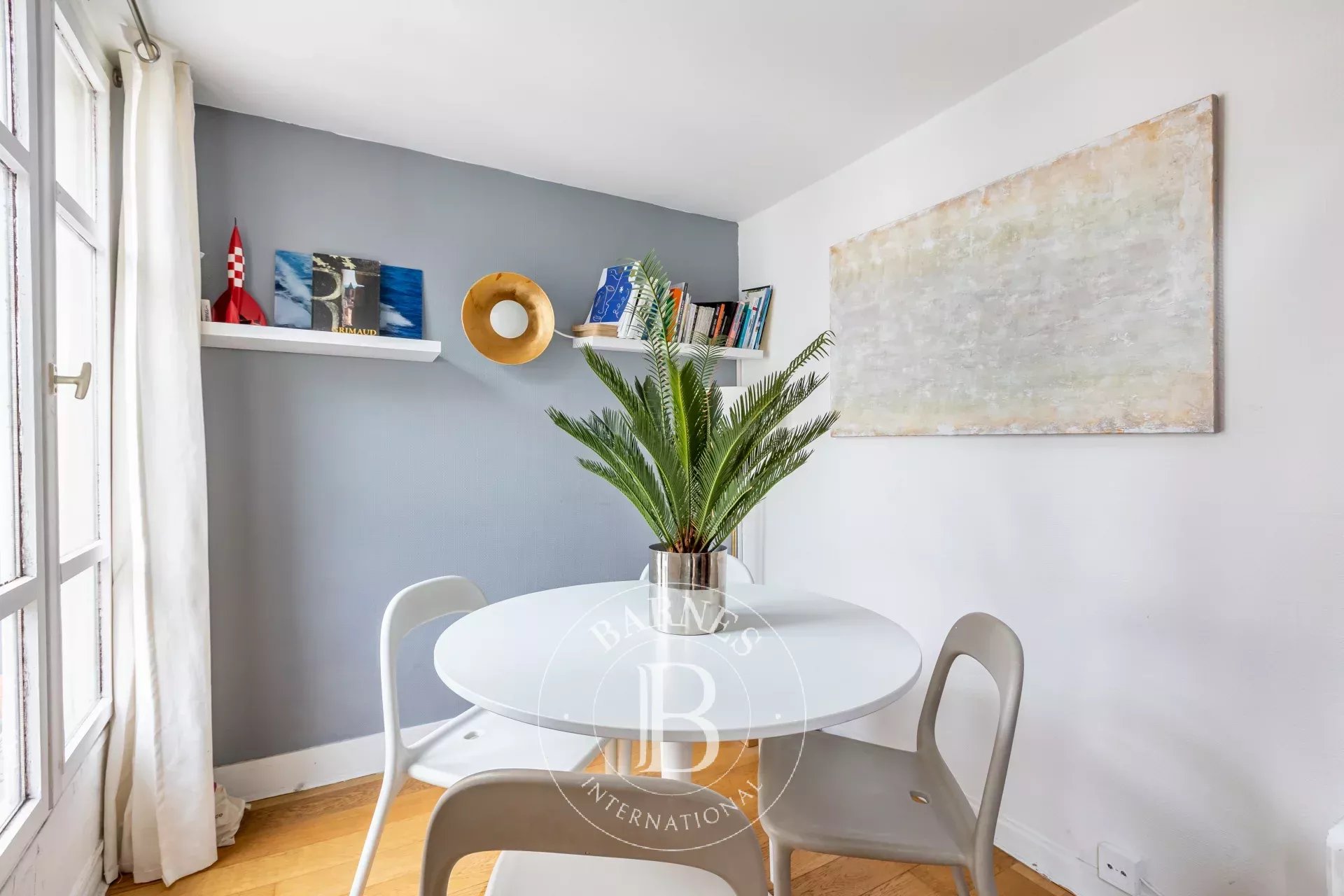 Daire Paris 8ème - picture 14