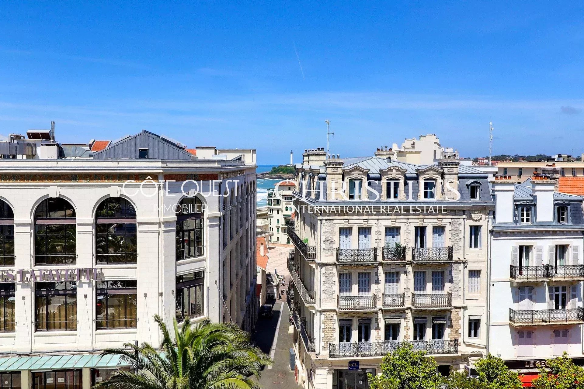 For sale Biarritz - 3-room apartment ocean view place Clemenceau