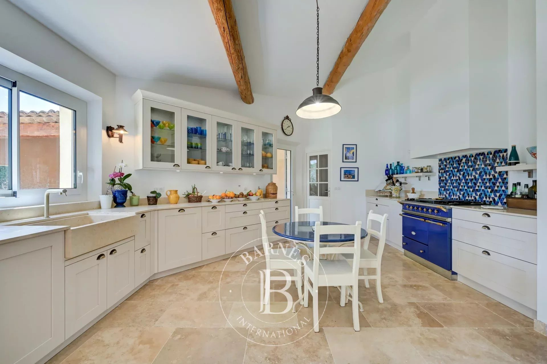 NORTH AIX EN PROVENCE-2400 SQFT HOUSE-4 BEDROOMSSWIMMING POOL - picture 10