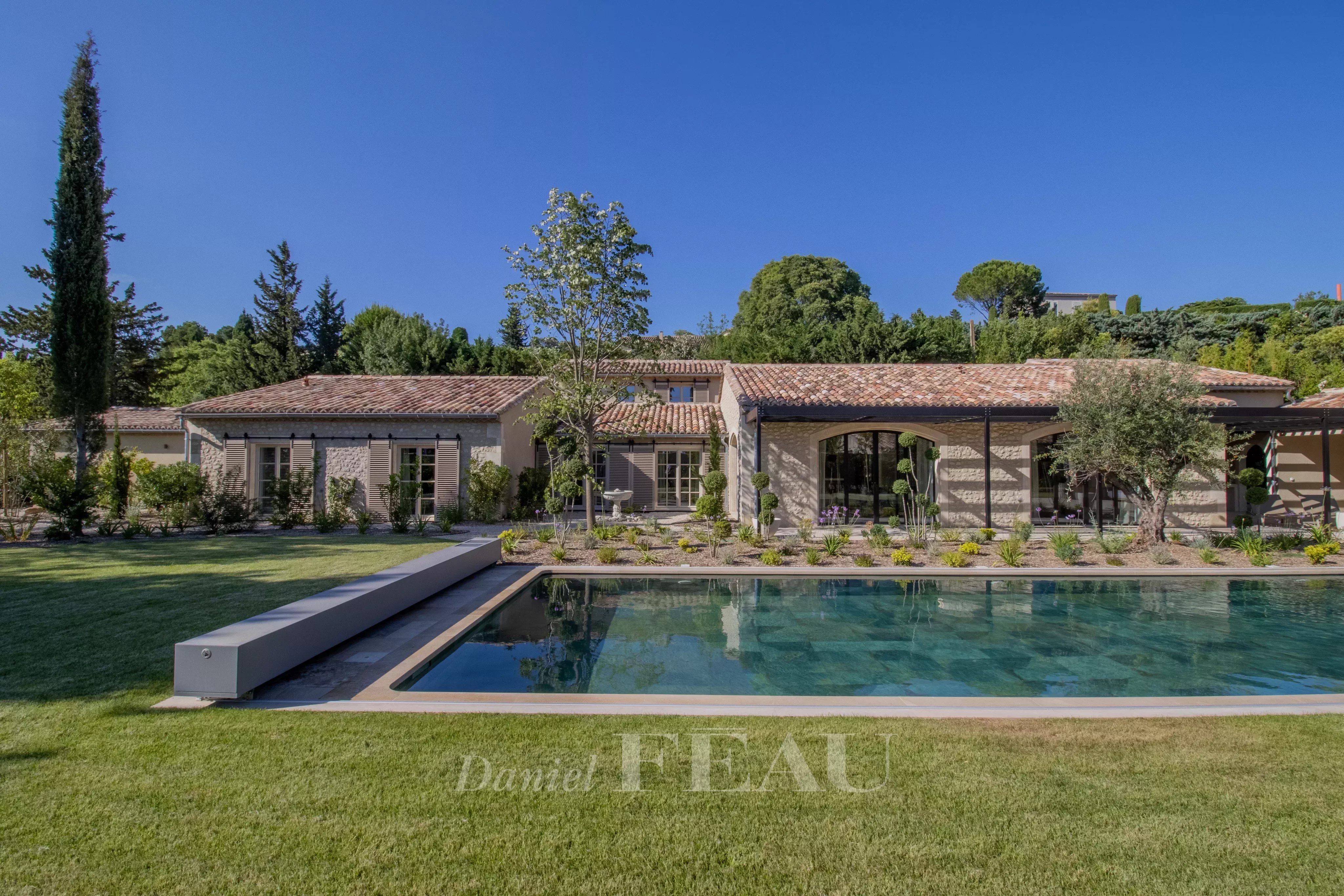 Maussane-les-Alpilles - Maison en pierre entièrement rénovée