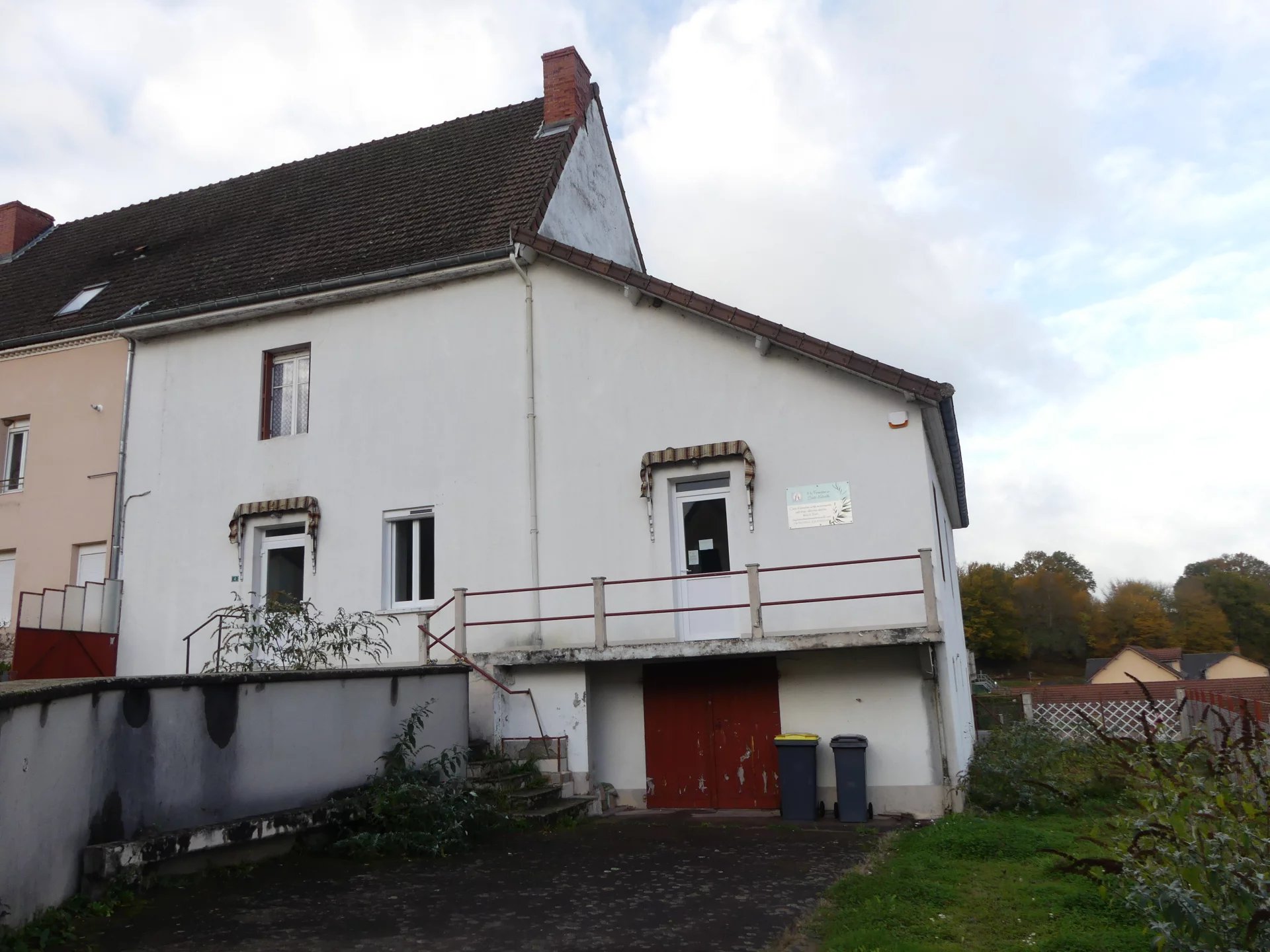 ST SYMPHORIEN DE MARMAGNE - MAISON