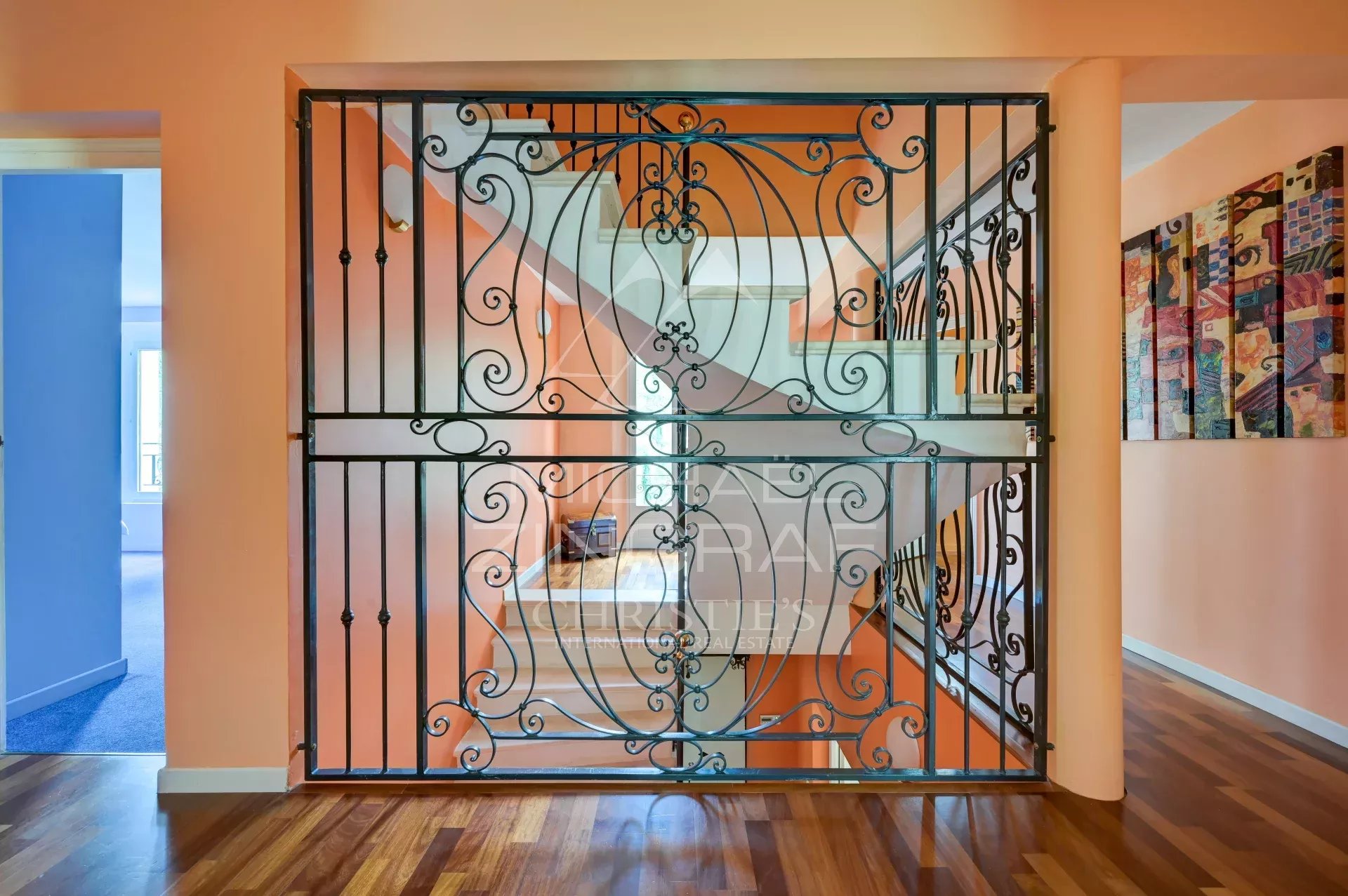 4 Bedroom Villa/Townhouse's Image 8