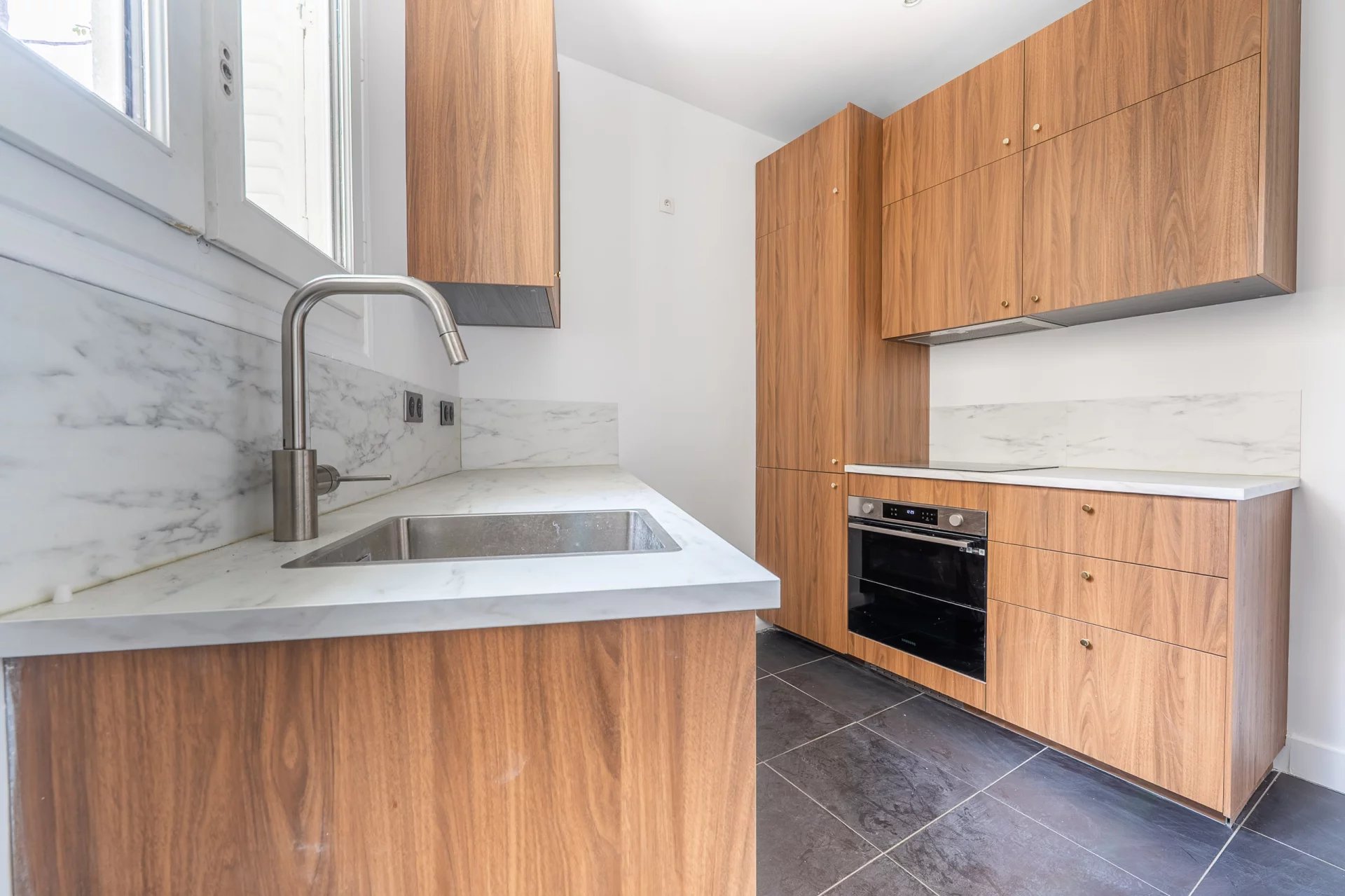 Sale Apartment Paris 16th Auteuil