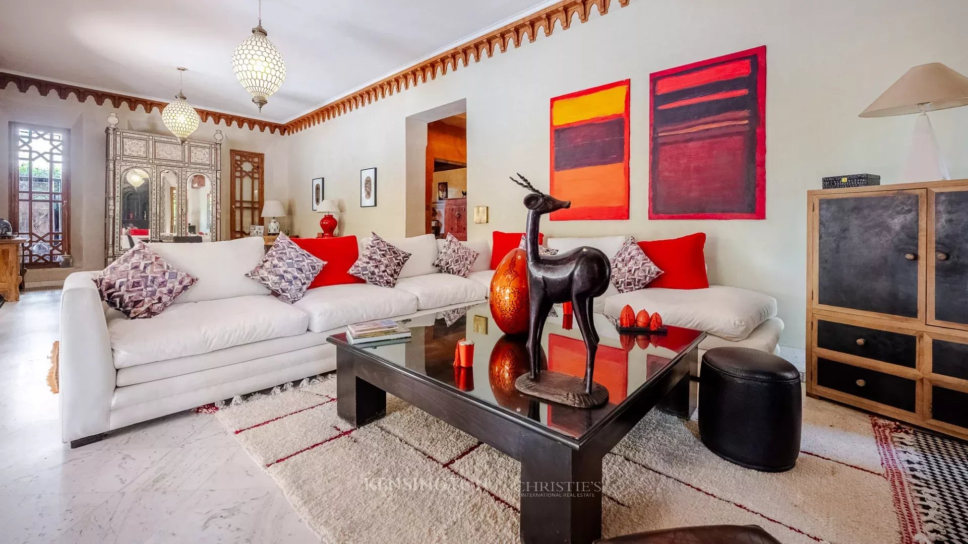 4 Bedroom Villa/Townhouse's Image 9