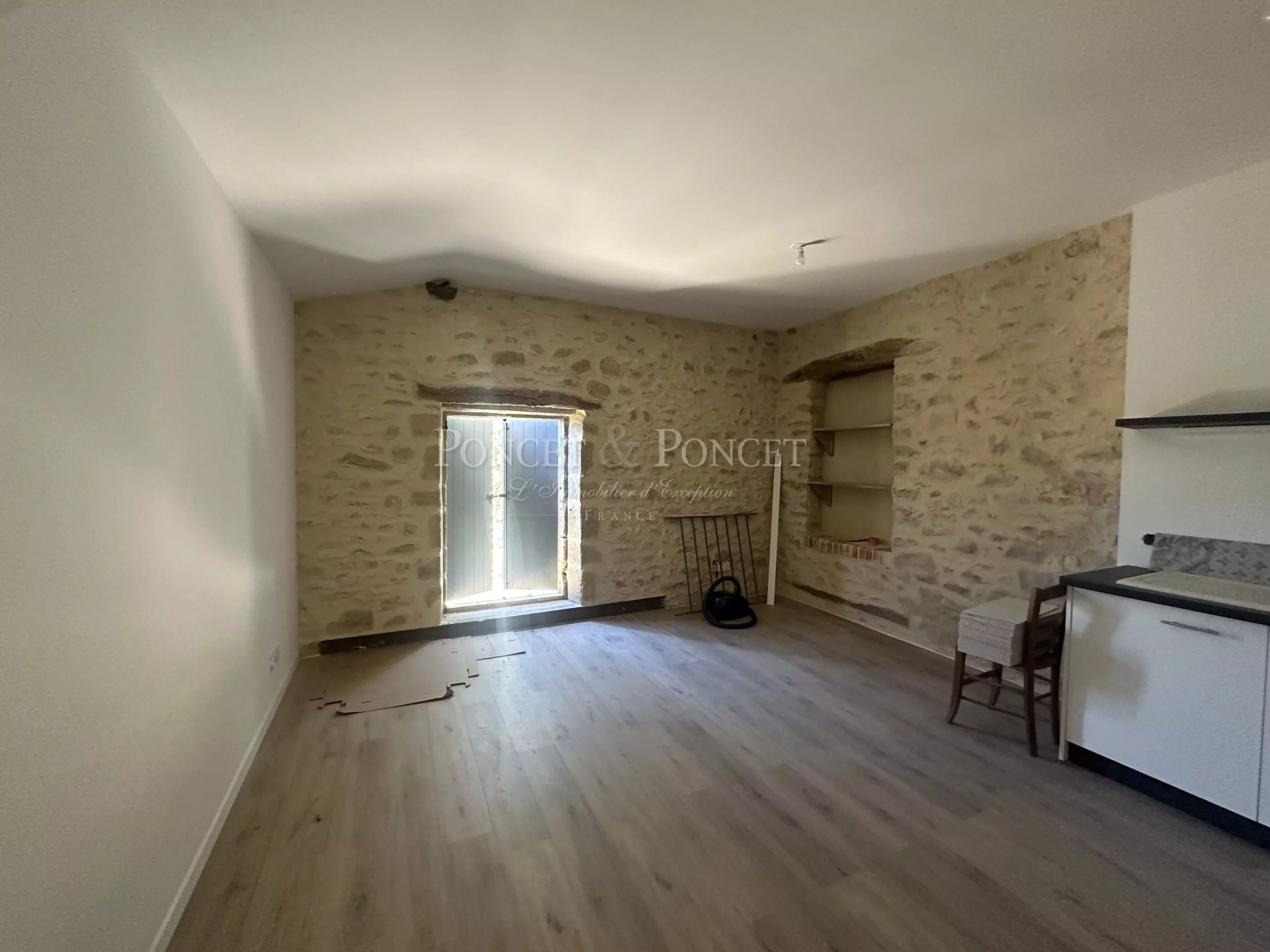 12 Bedroom Villa/Townhouse's Image 37