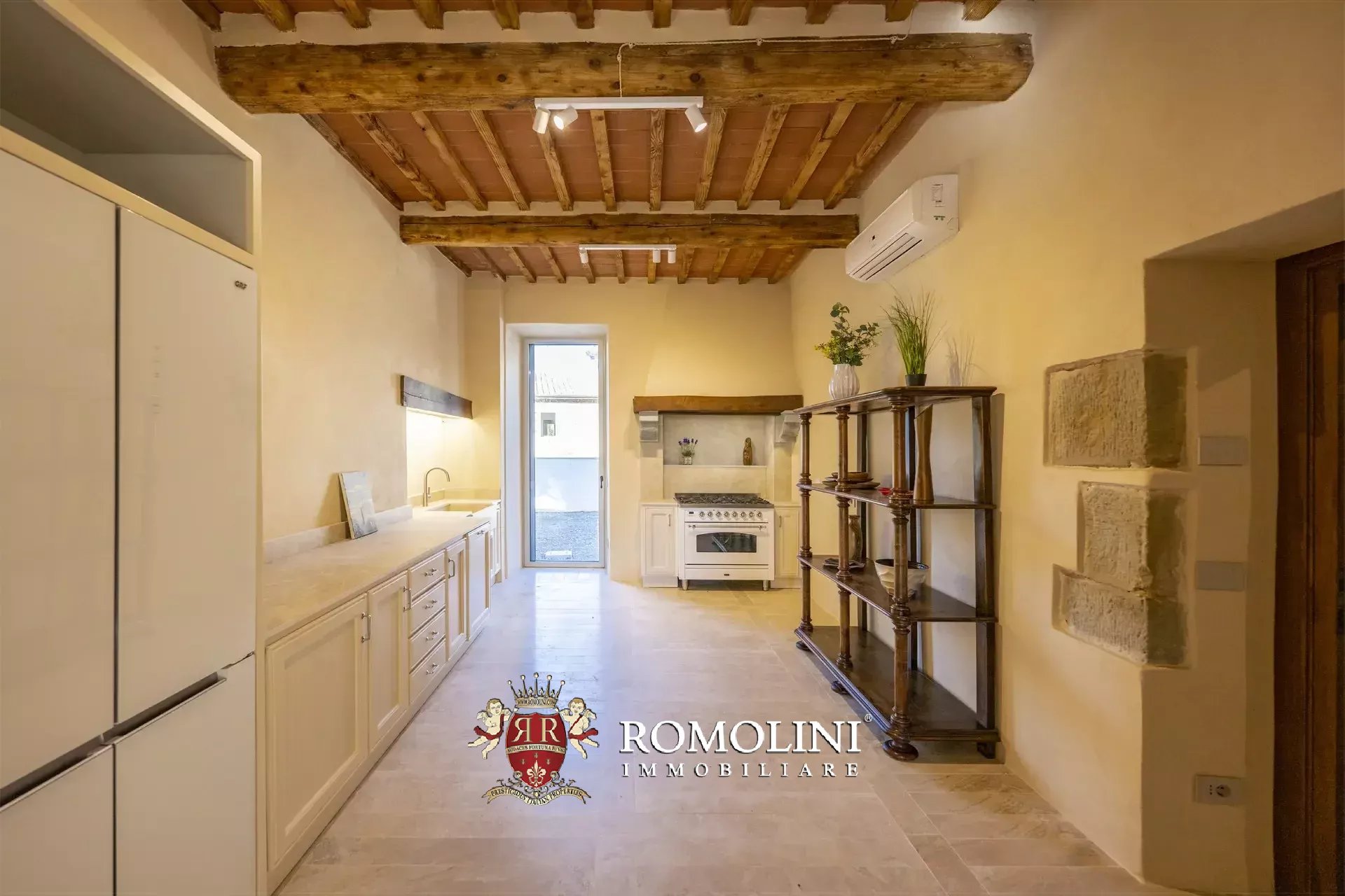 4 Bedroom Villa/Townhouse's Image 37