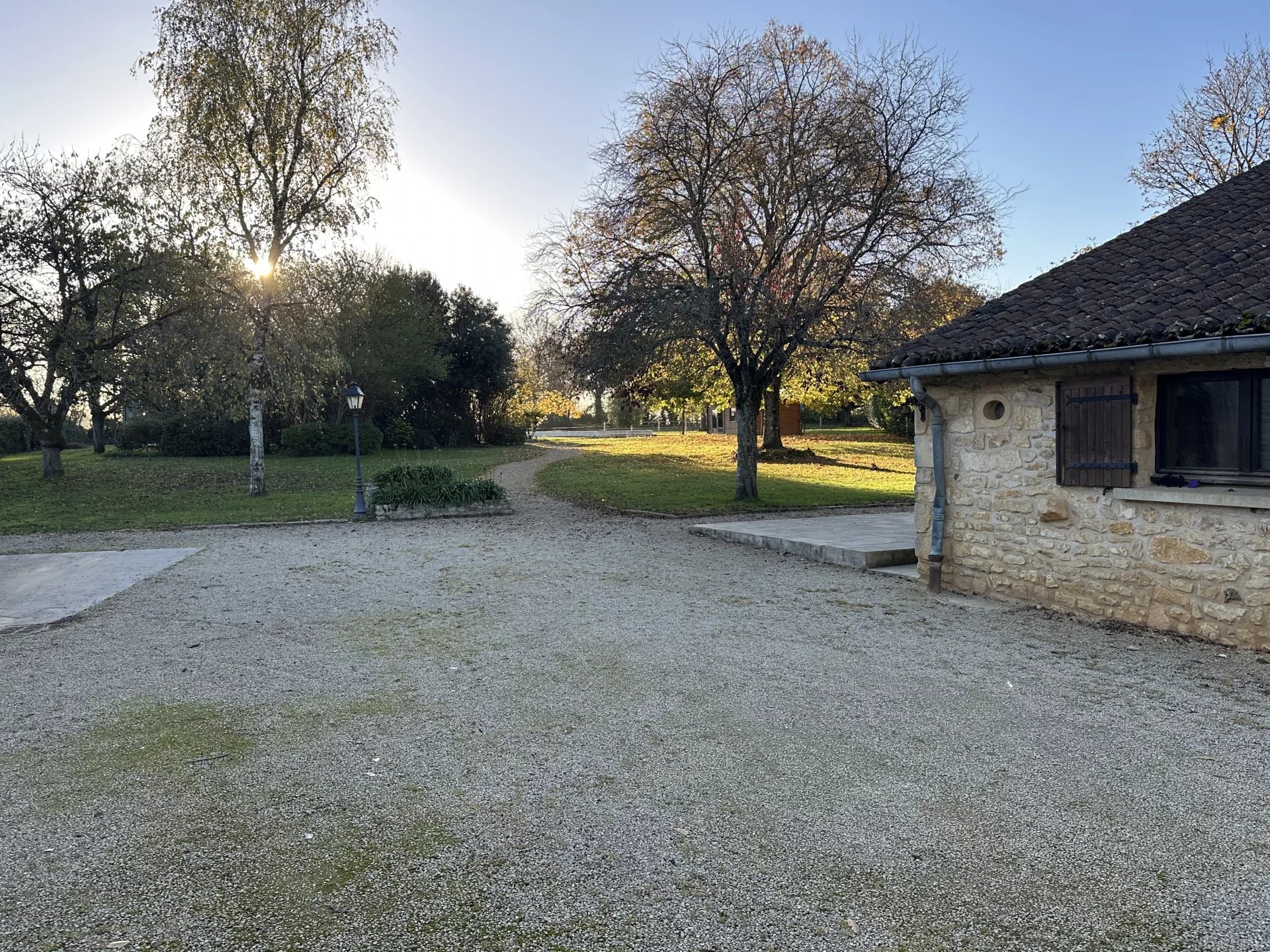 Vente Propriété La Ferrière-Airoux