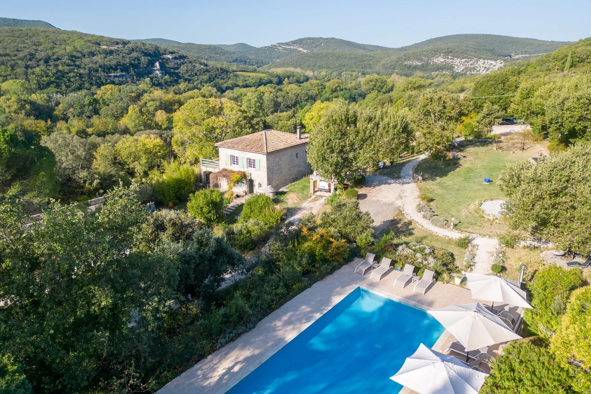 Provençal 4-Bed House, 6 Gites, Pool And 3.1HA