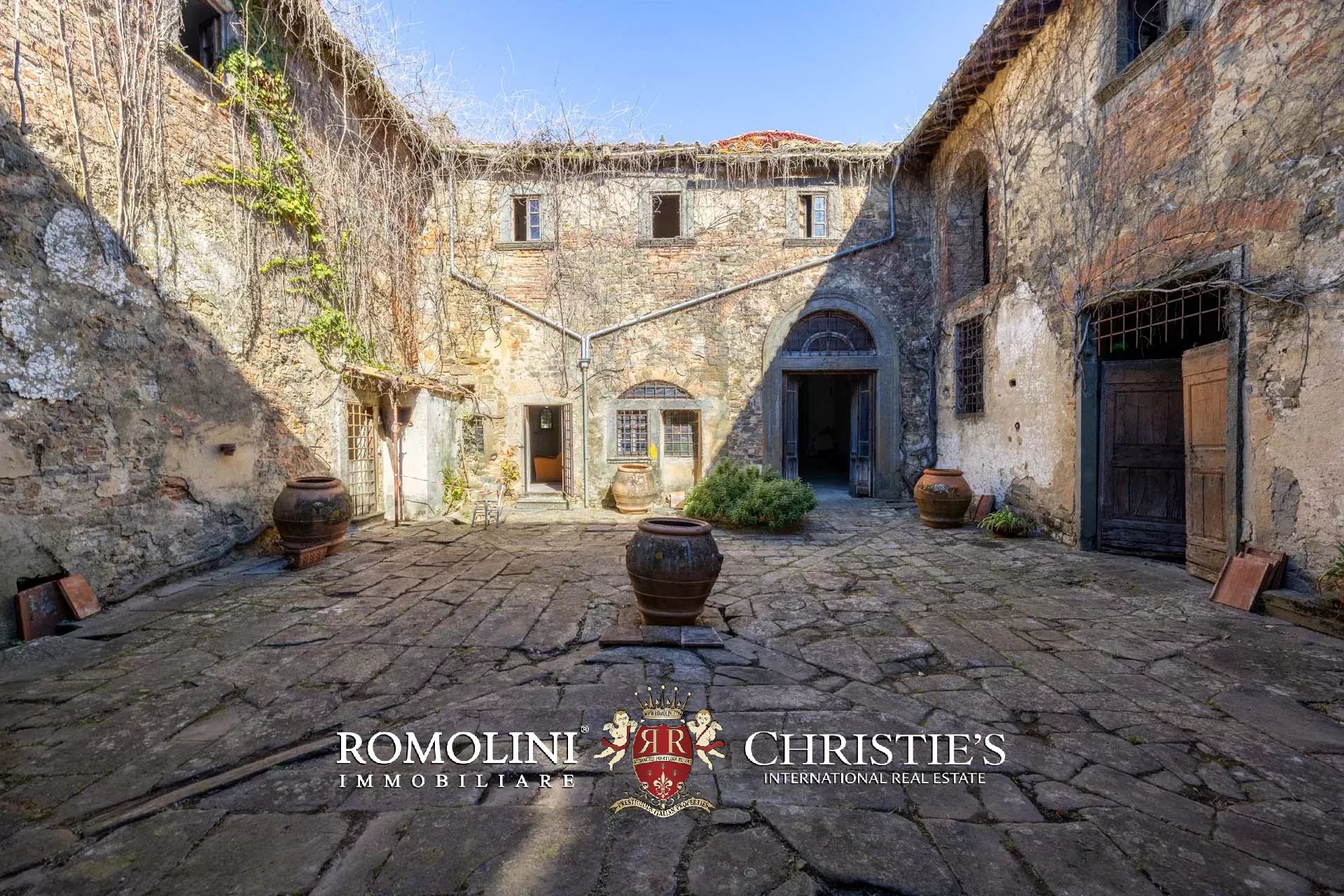 30 Bedroom Villa/Townhouse's Image 34