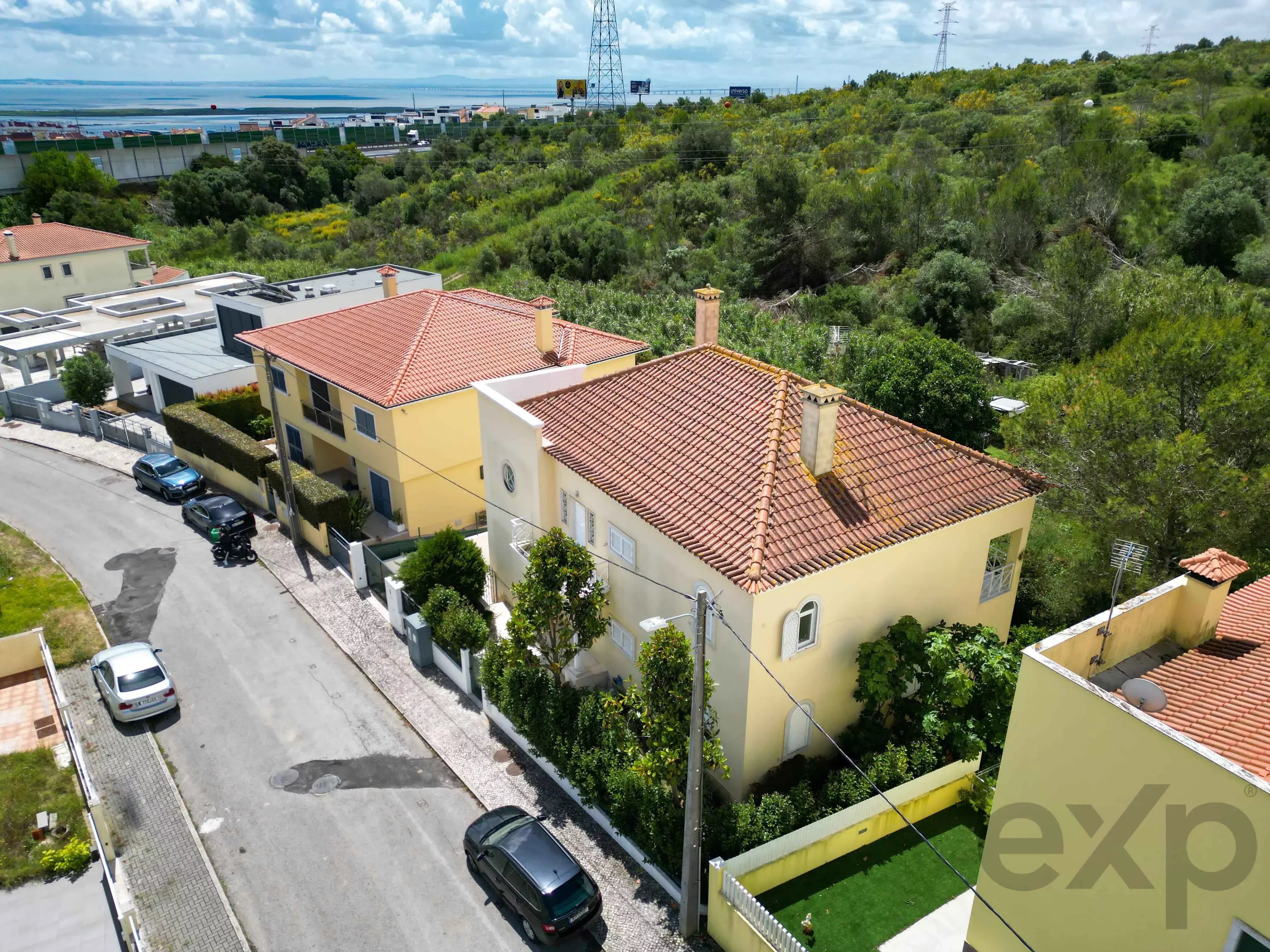 OPPORTUNITY OF THE MONTH: EXUBERANT HOME AT AN EXCELLENT PRICE. 86364147 image 2